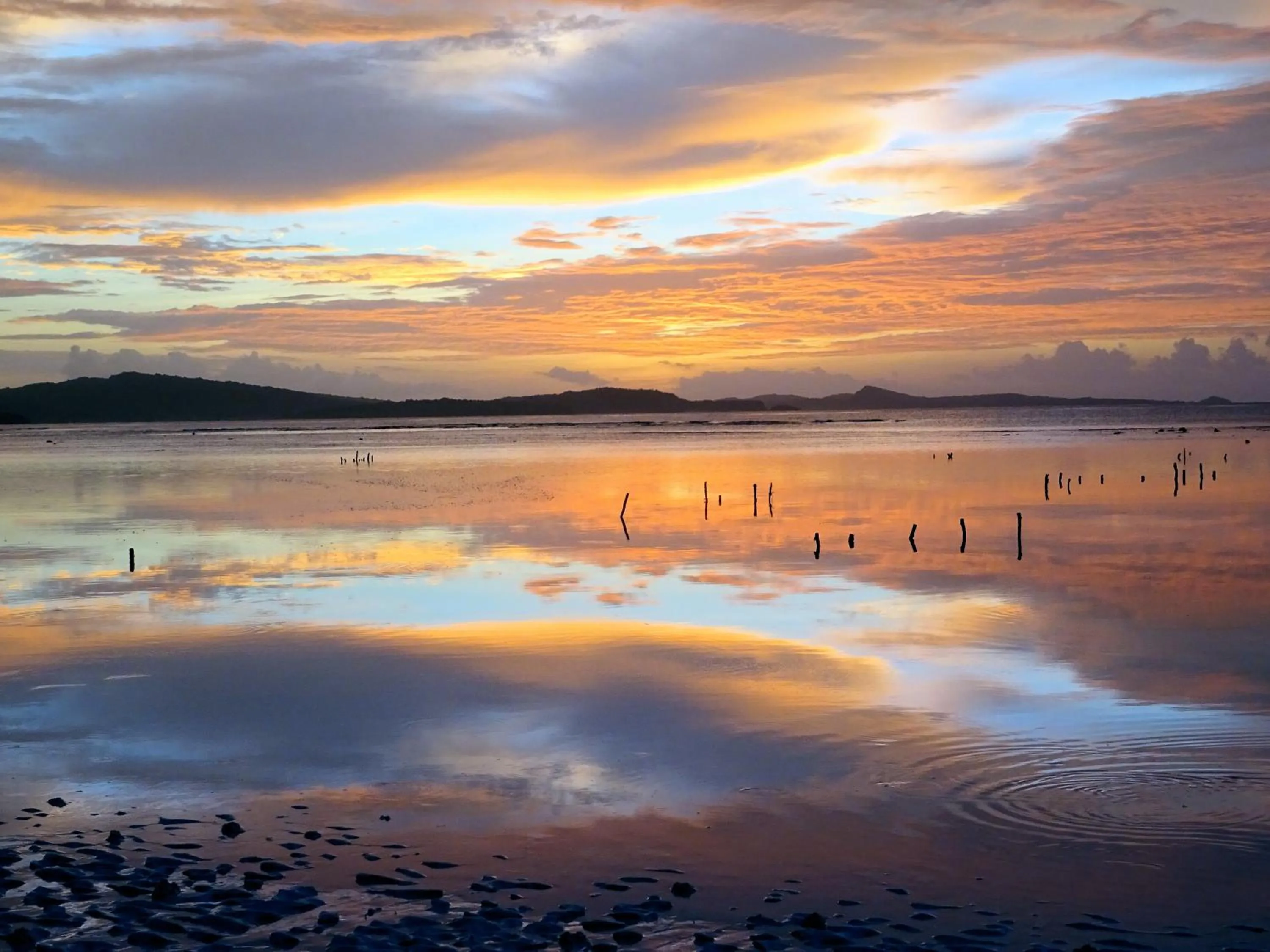 Sunrise in Loedi Bungalows Rote