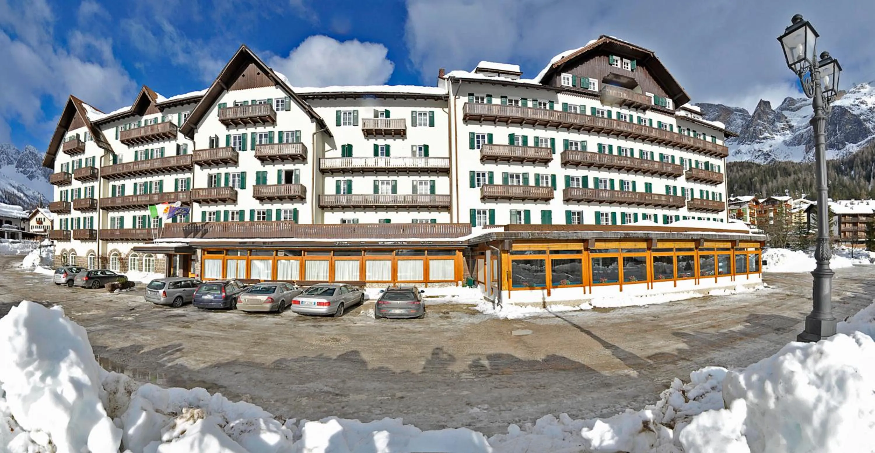 Facade/entrance in TH San Martino - Majestic Dolomiti Hotel