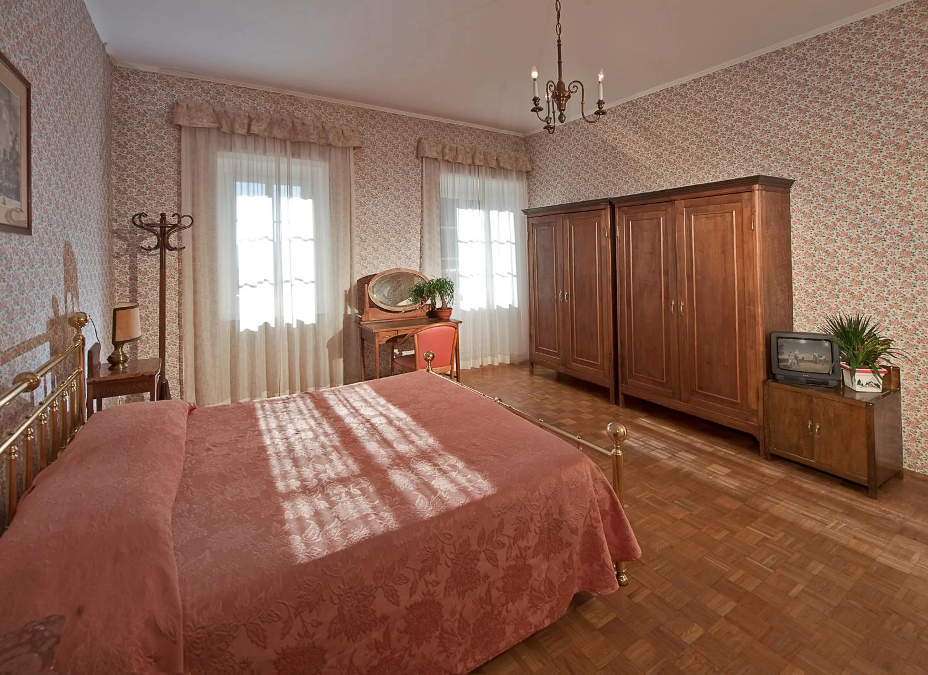 Photo of the whole room, Bed in TH San Martino - Majestic Dolomiti Hotel