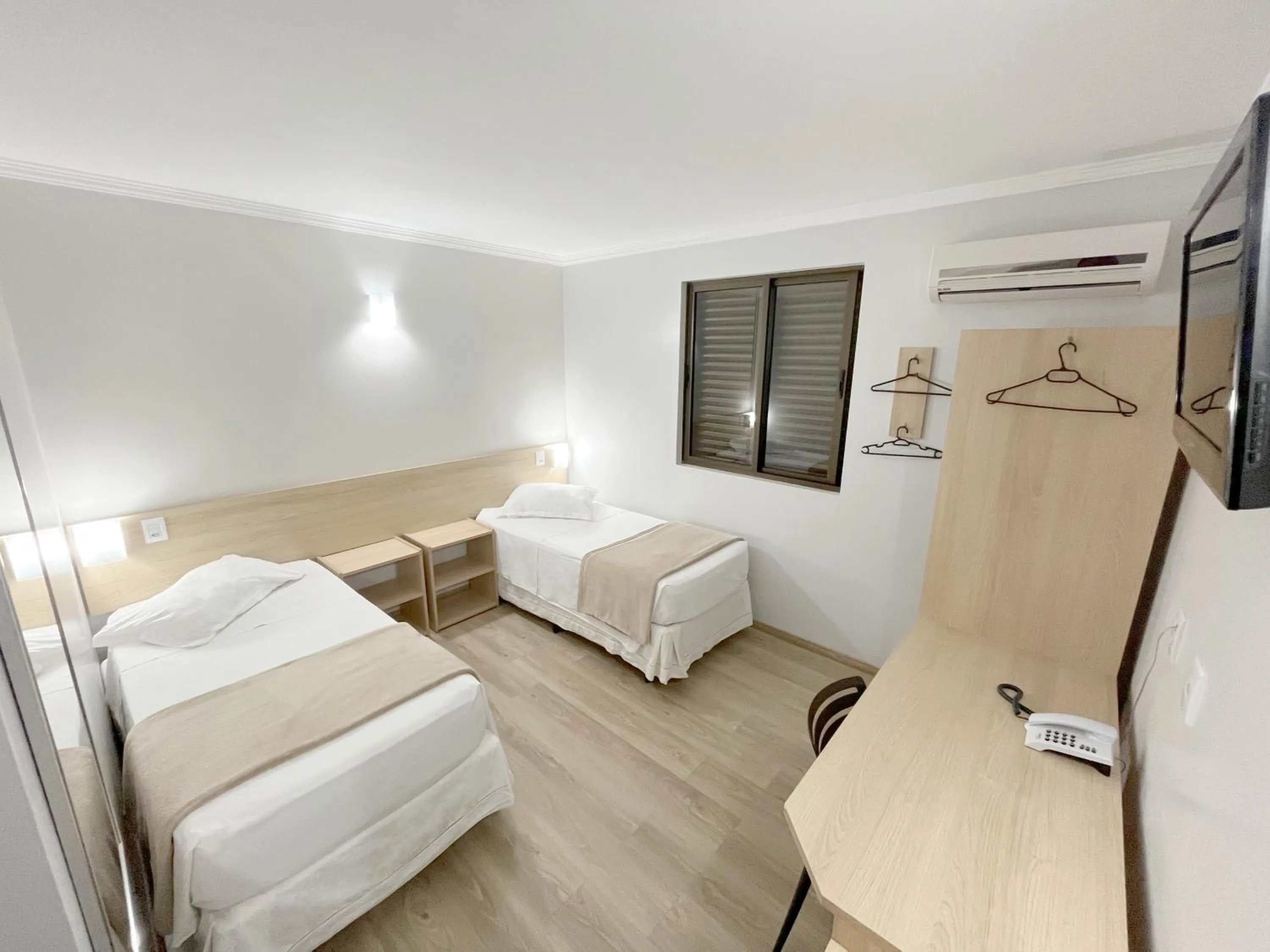 Twin Room - single occupancy in Hotel Ijuí