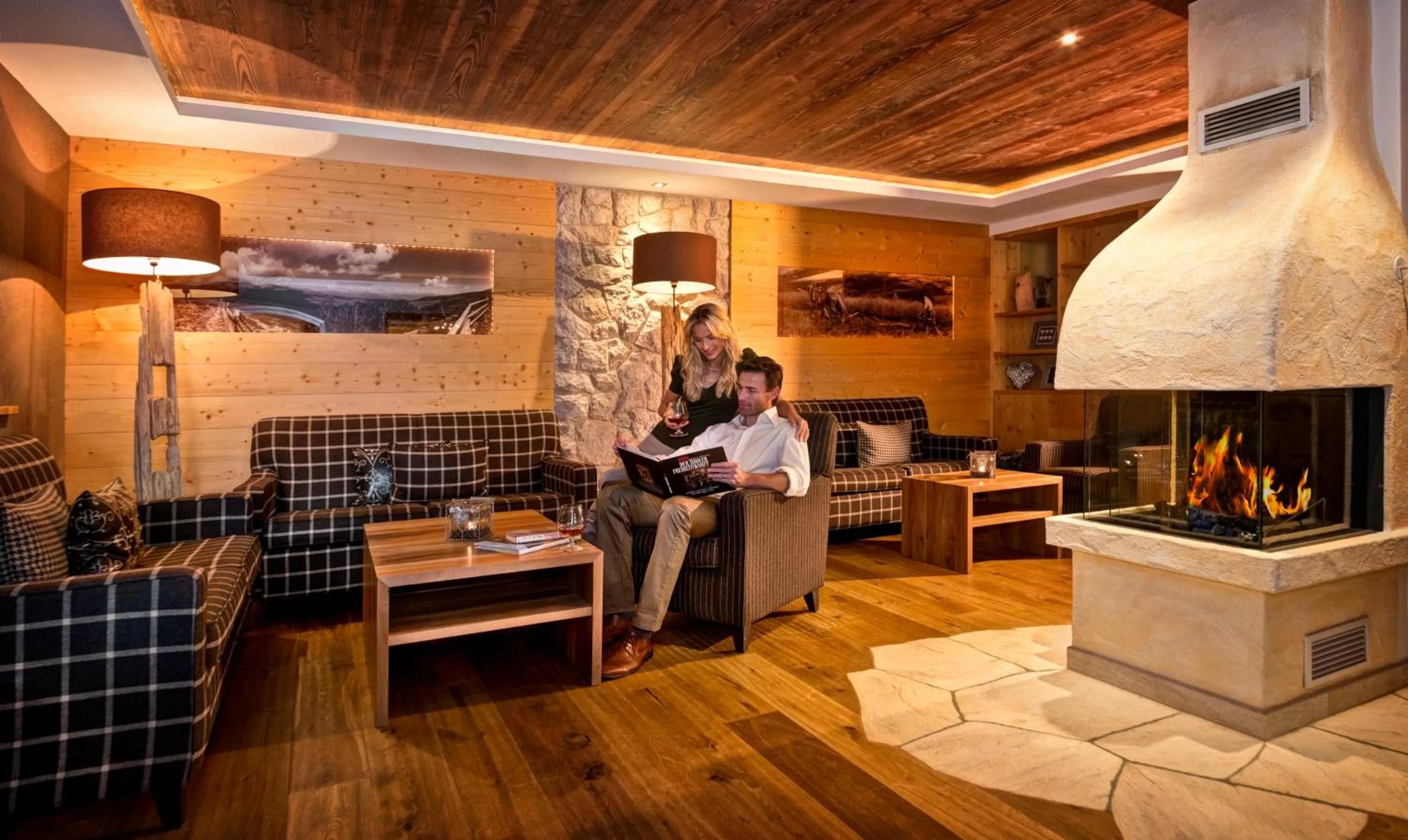 Lounge or bar in Aktiv & Relax Hotel Hubertus