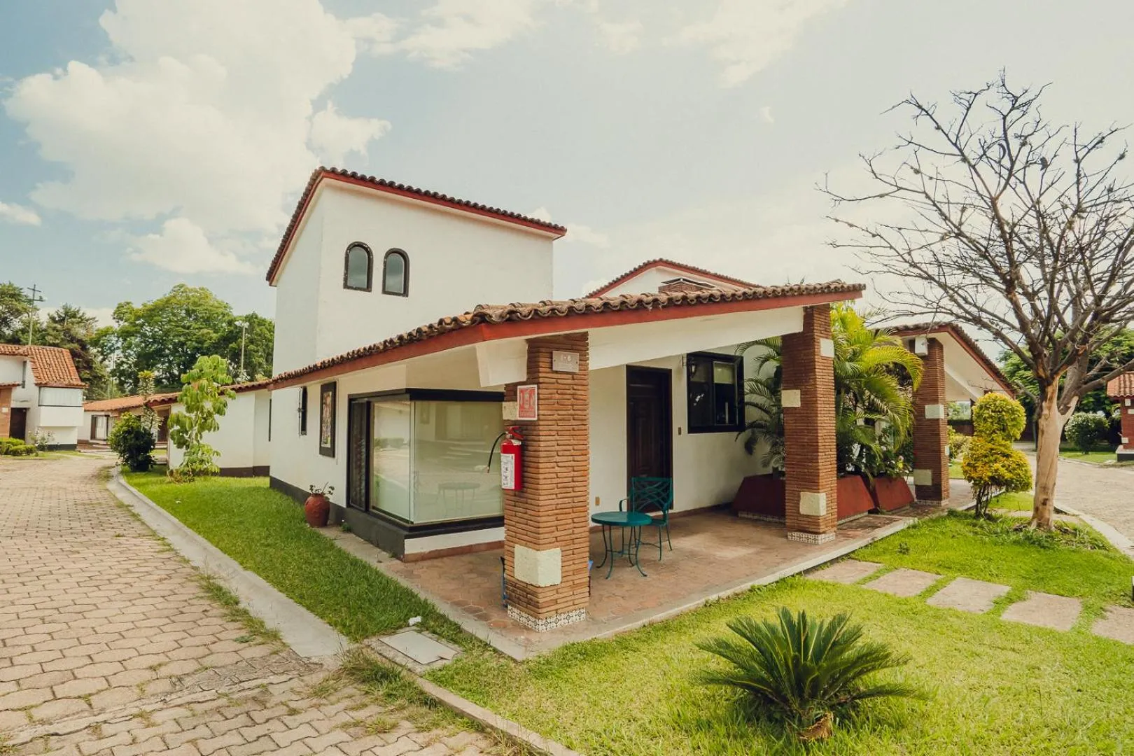 Street view in Villas del Sol Hotel & Bungalows