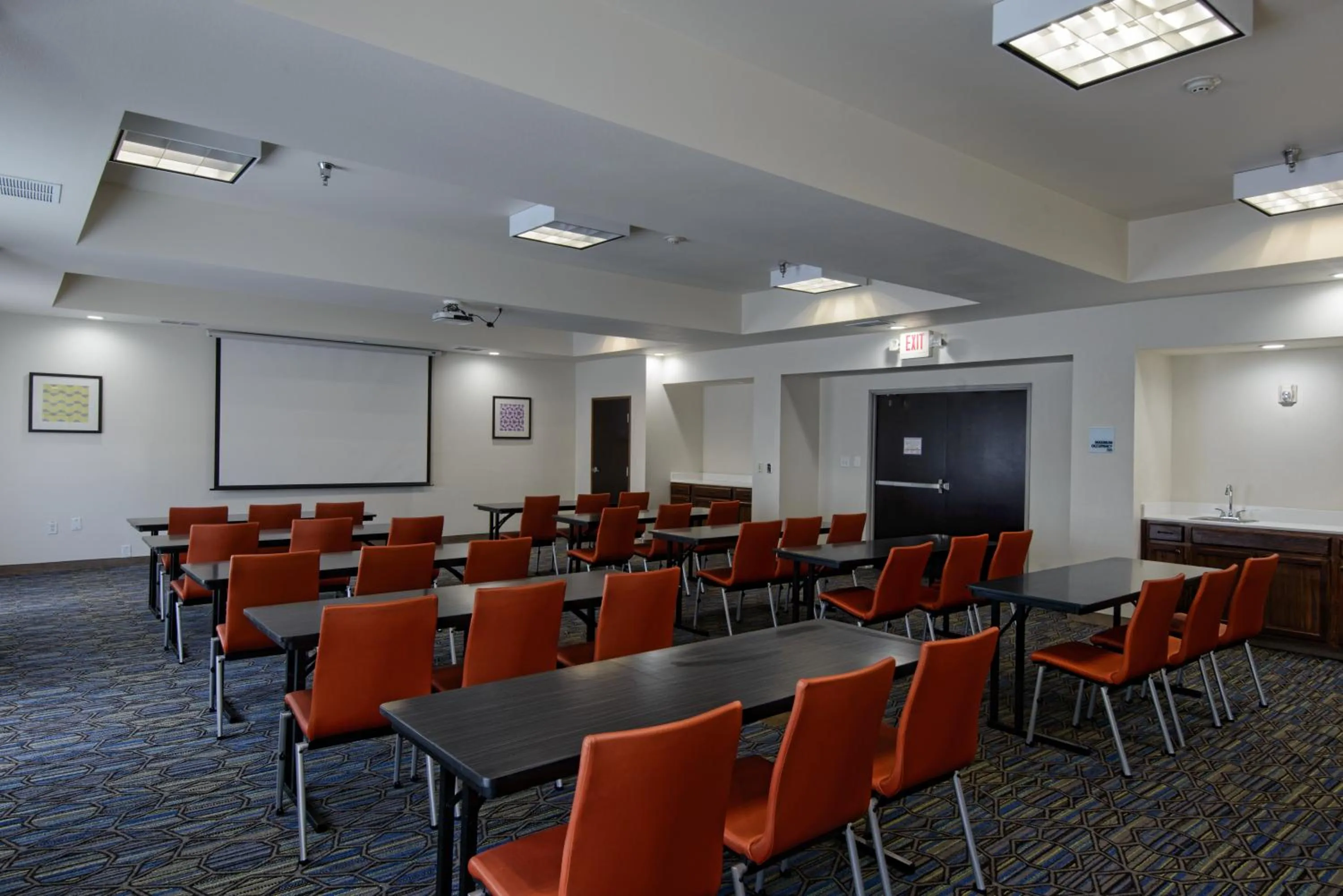 Meeting/conference room in Holiday Inn Express & Suites Corpus Christi by IHG