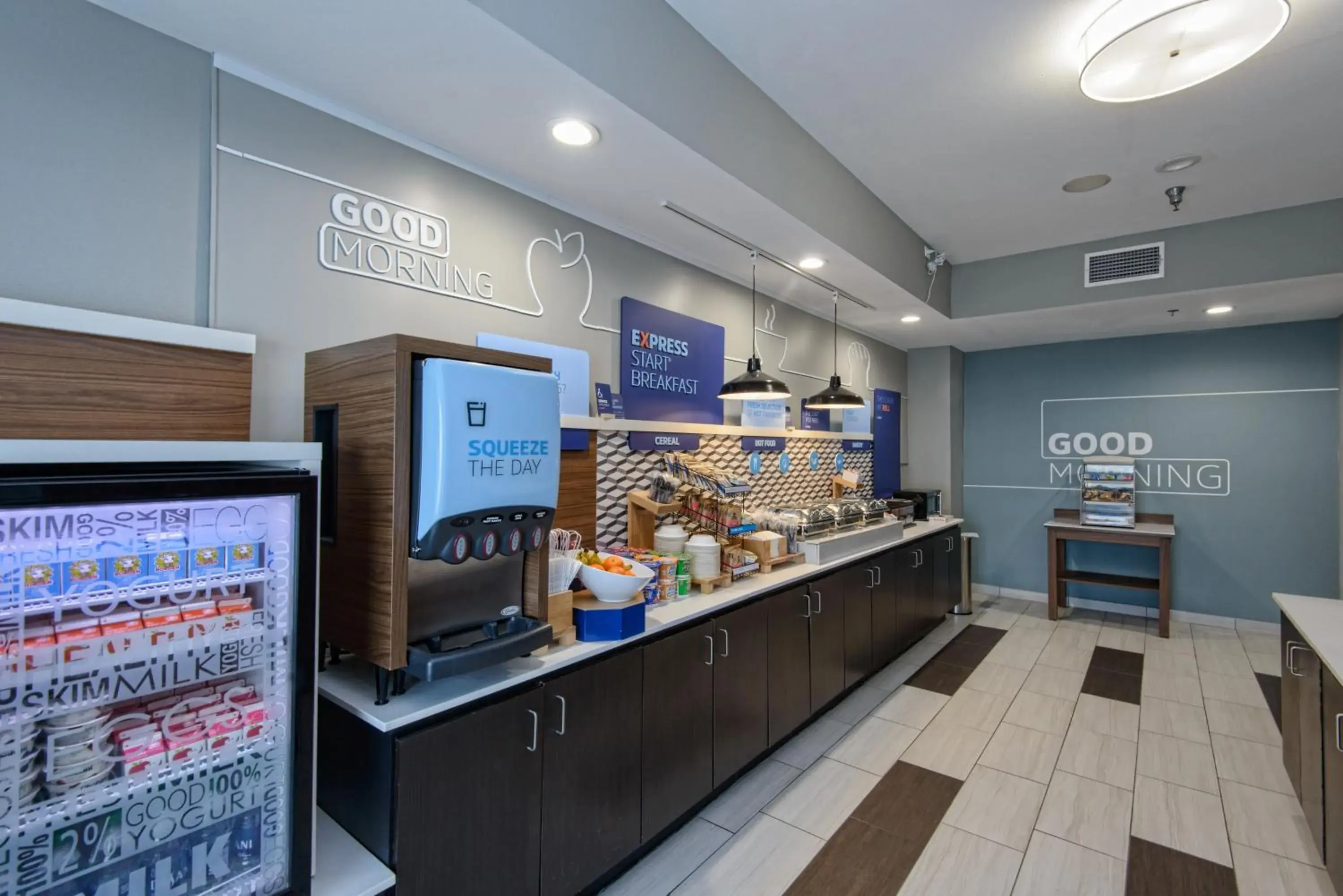 Breakfast in Holiday Inn Express & Suites Corpus Christi by IHG Breakfast in Holiday Inn Express & Suites Corpus Christi by IHG