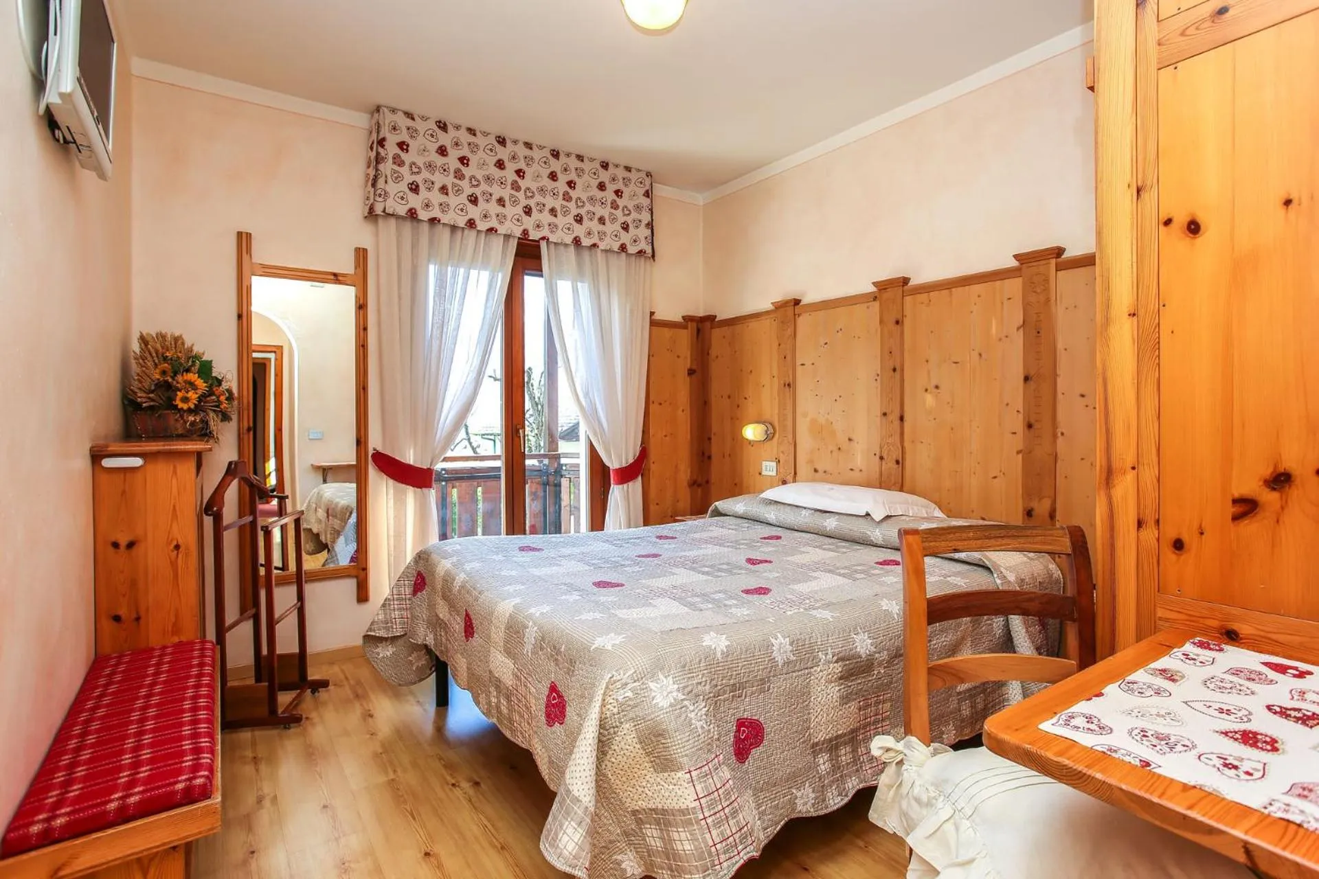 Photo of the whole room, Bed in Albergo Adele