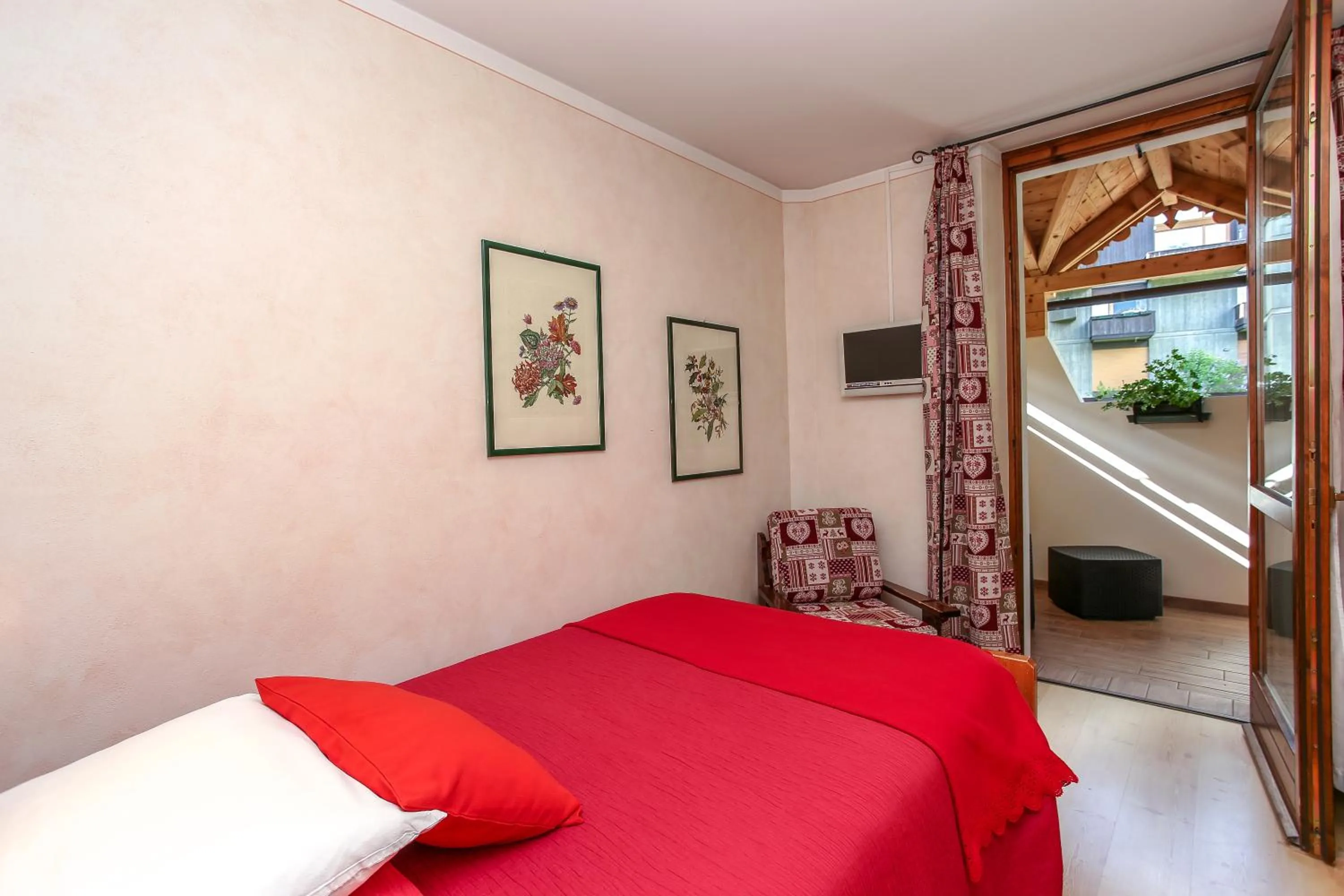 Bedroom, Bed in Albergo Adele