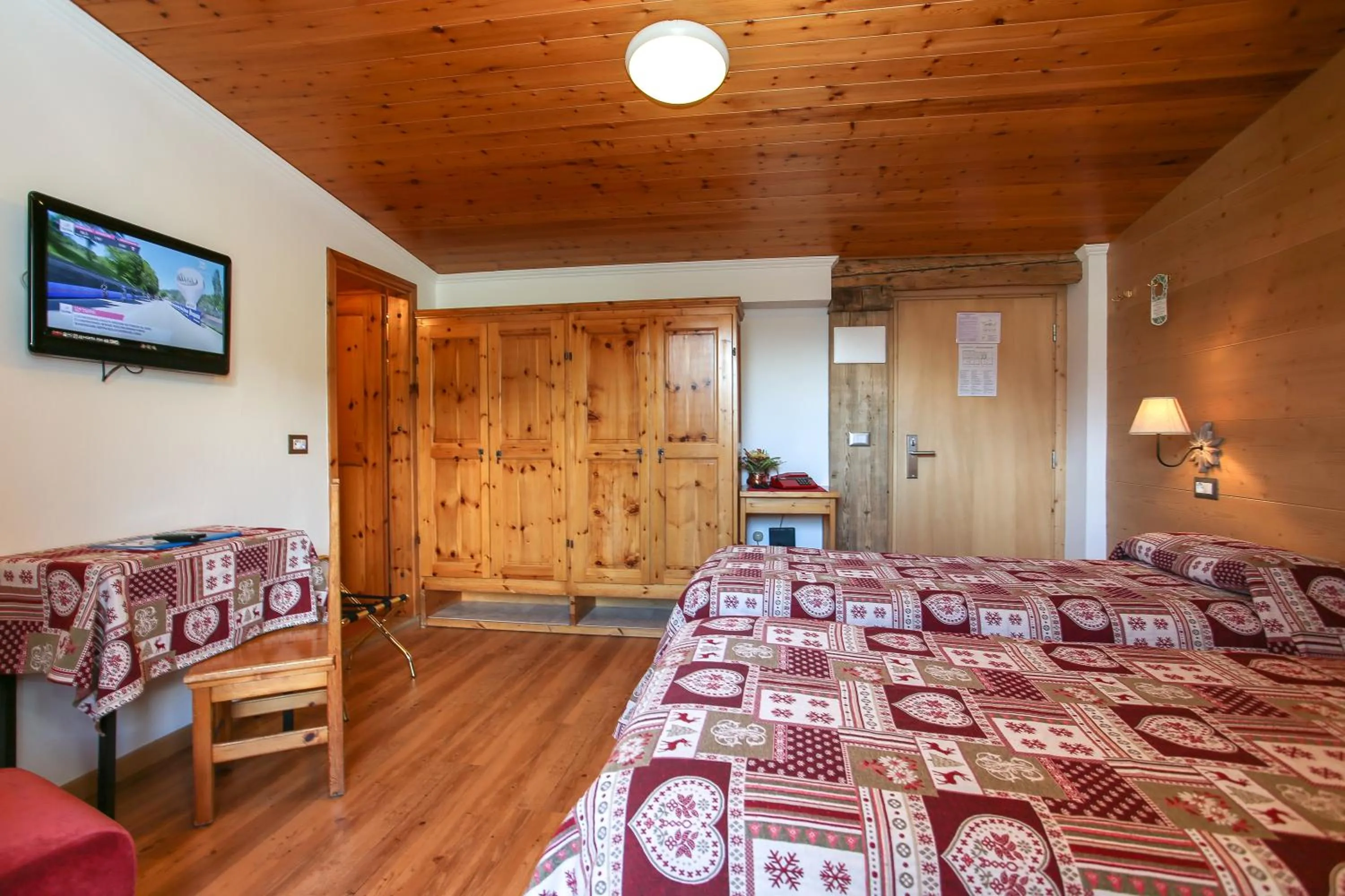 Bed in Albergo Adele