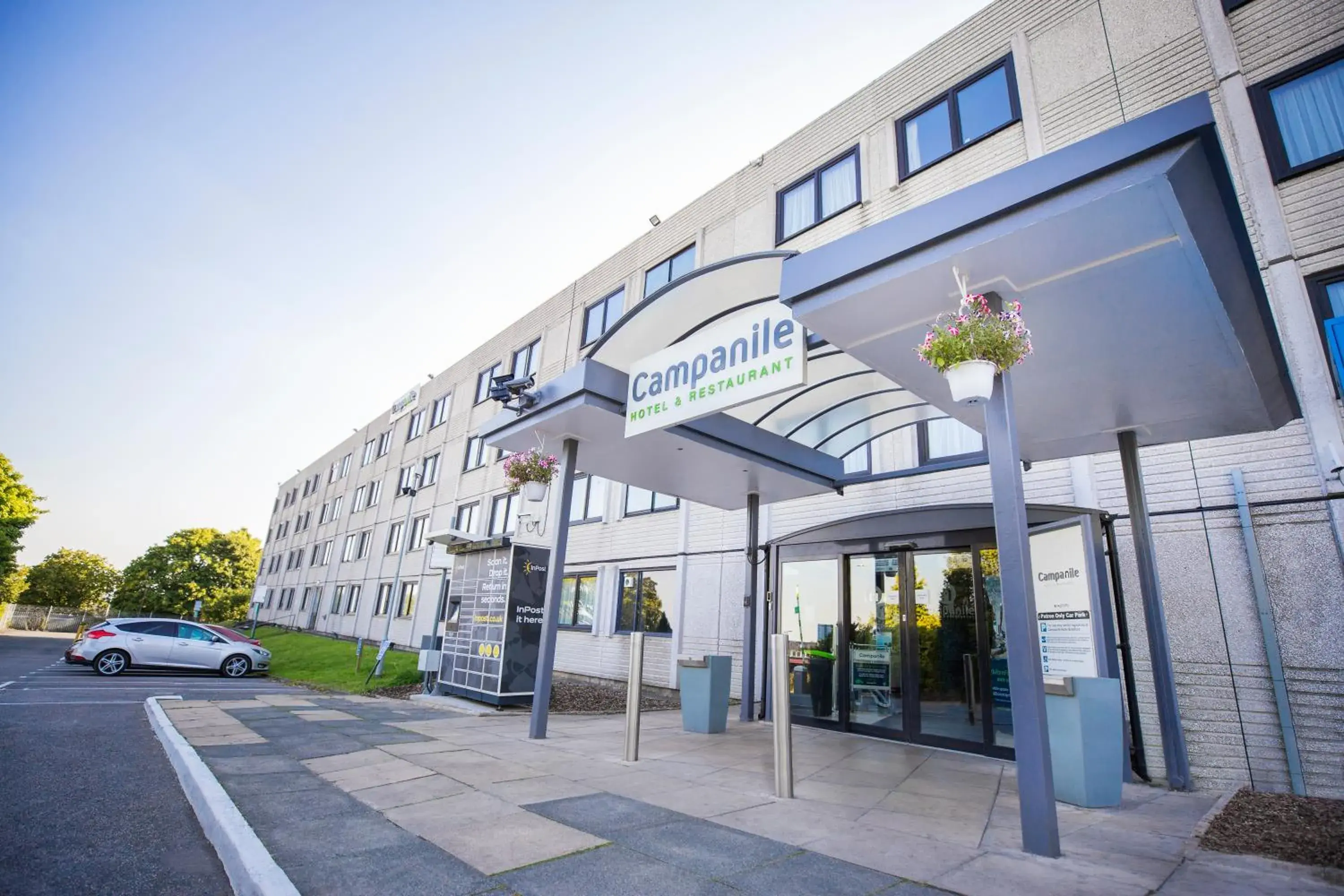 Property building in Campanile Bradford Property building in Campanile Bradford