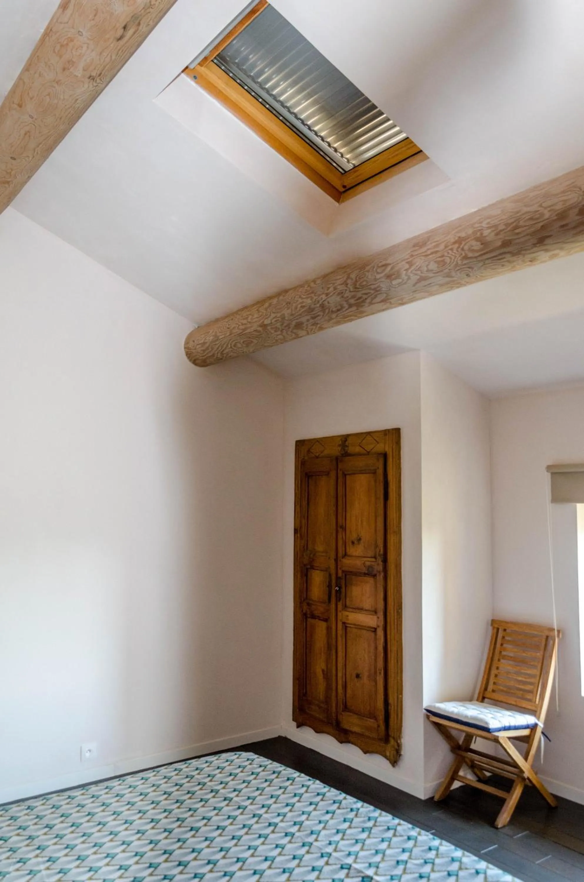 Photo of the whole room in Les Tournesols