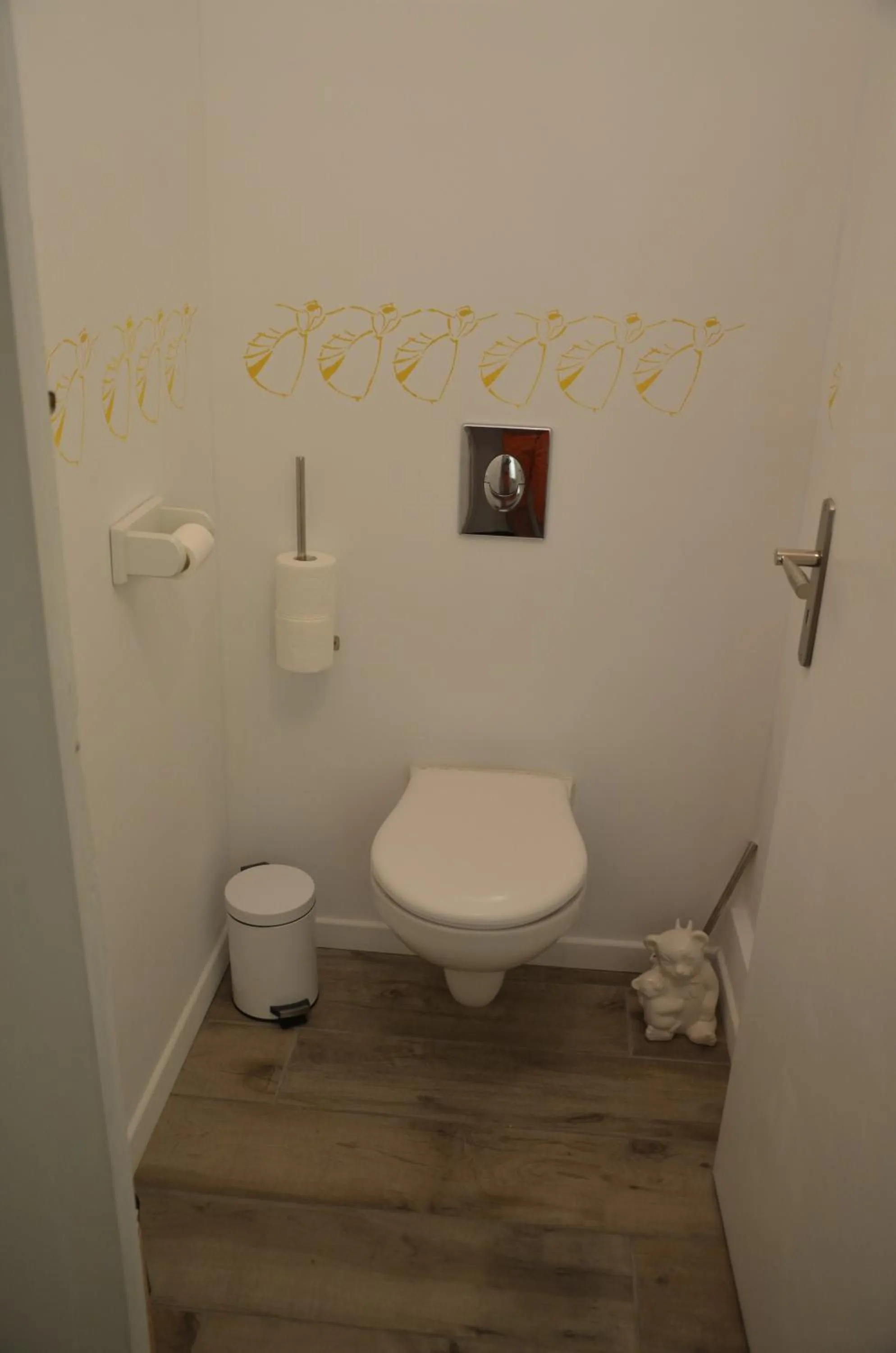 Toilet in Les Tournesols