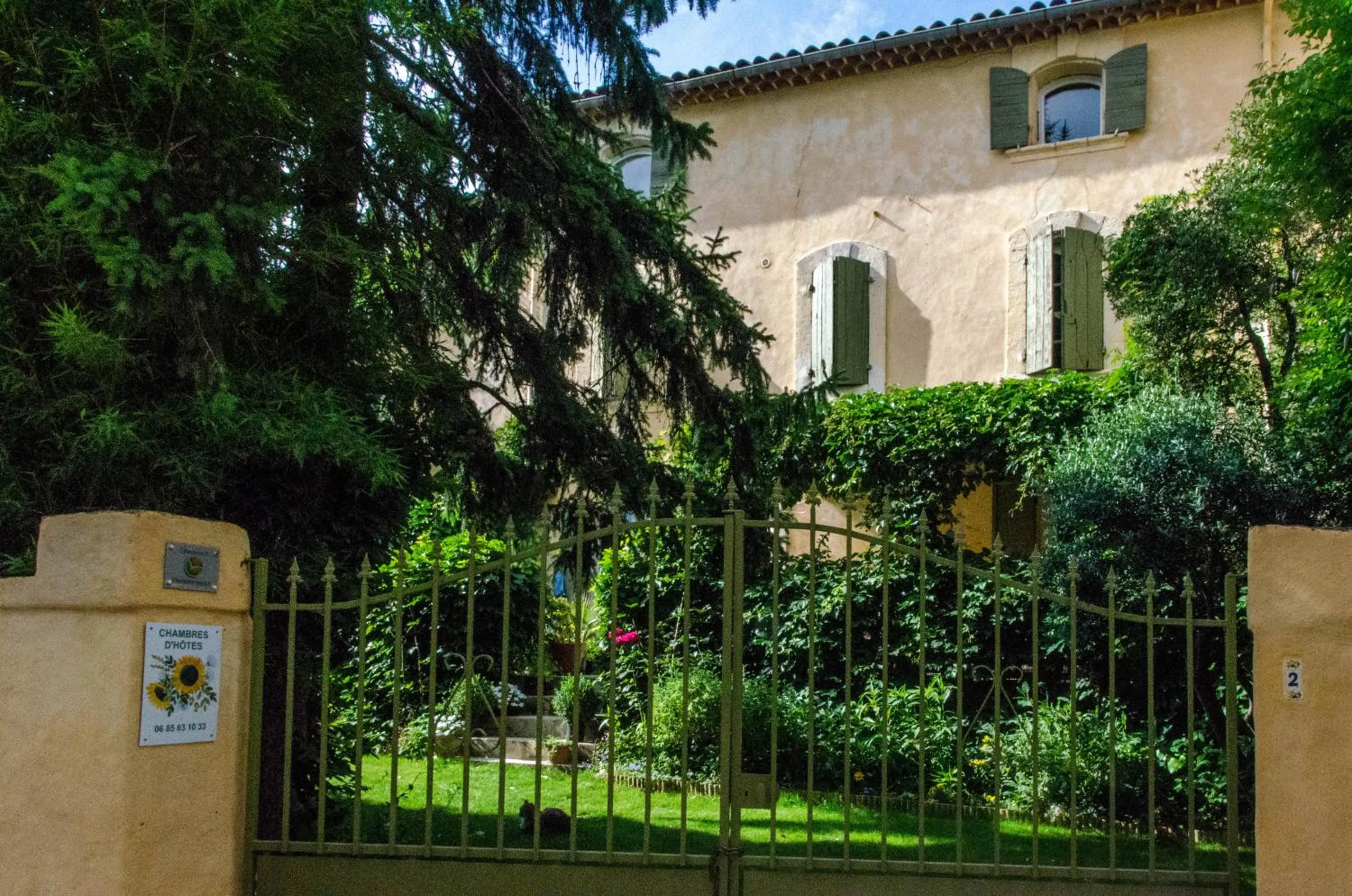 Property building in Les Tournesols