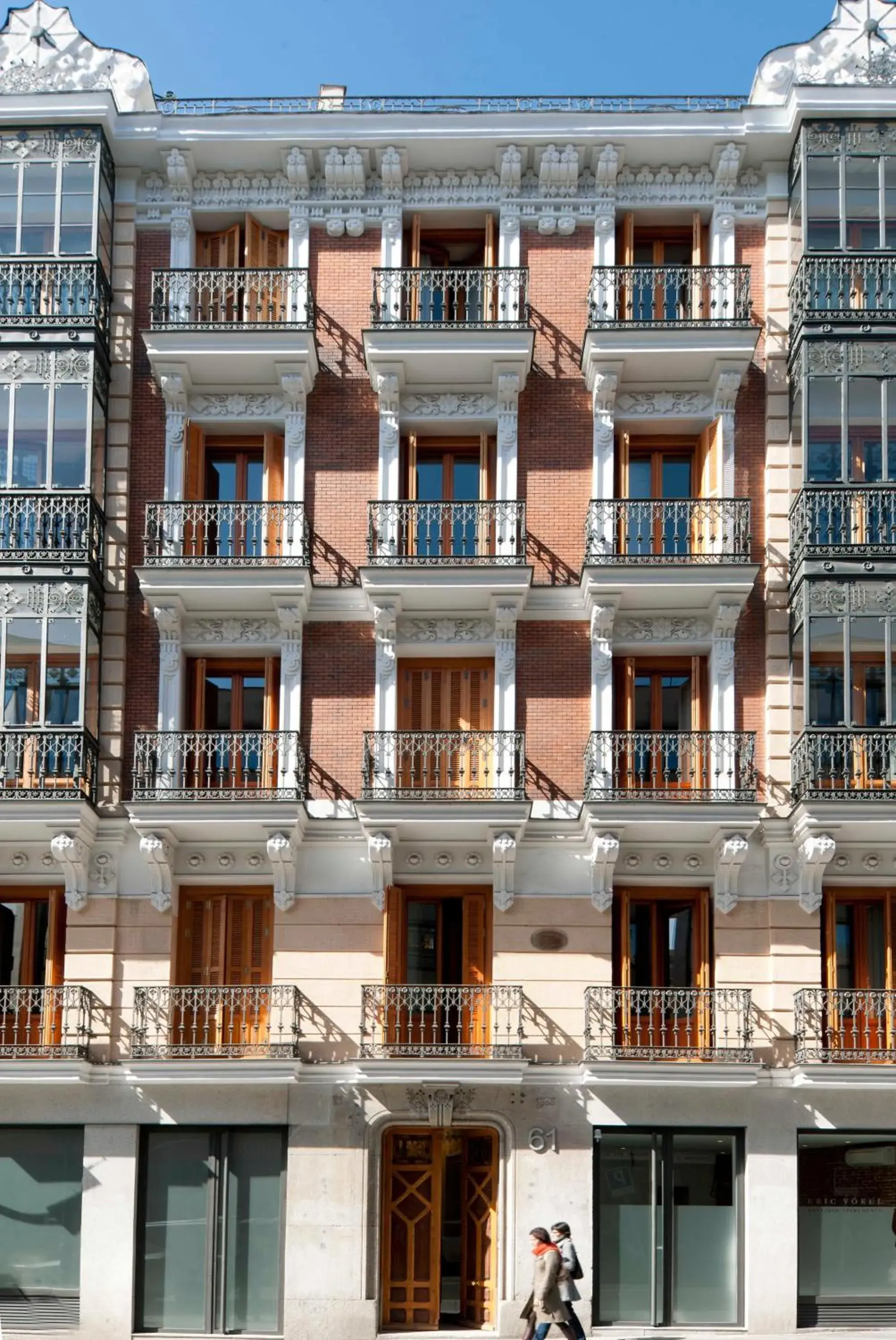 Facade/entrance, Property Building in Eric Vökel Boutique Apartments - Madrid Suites