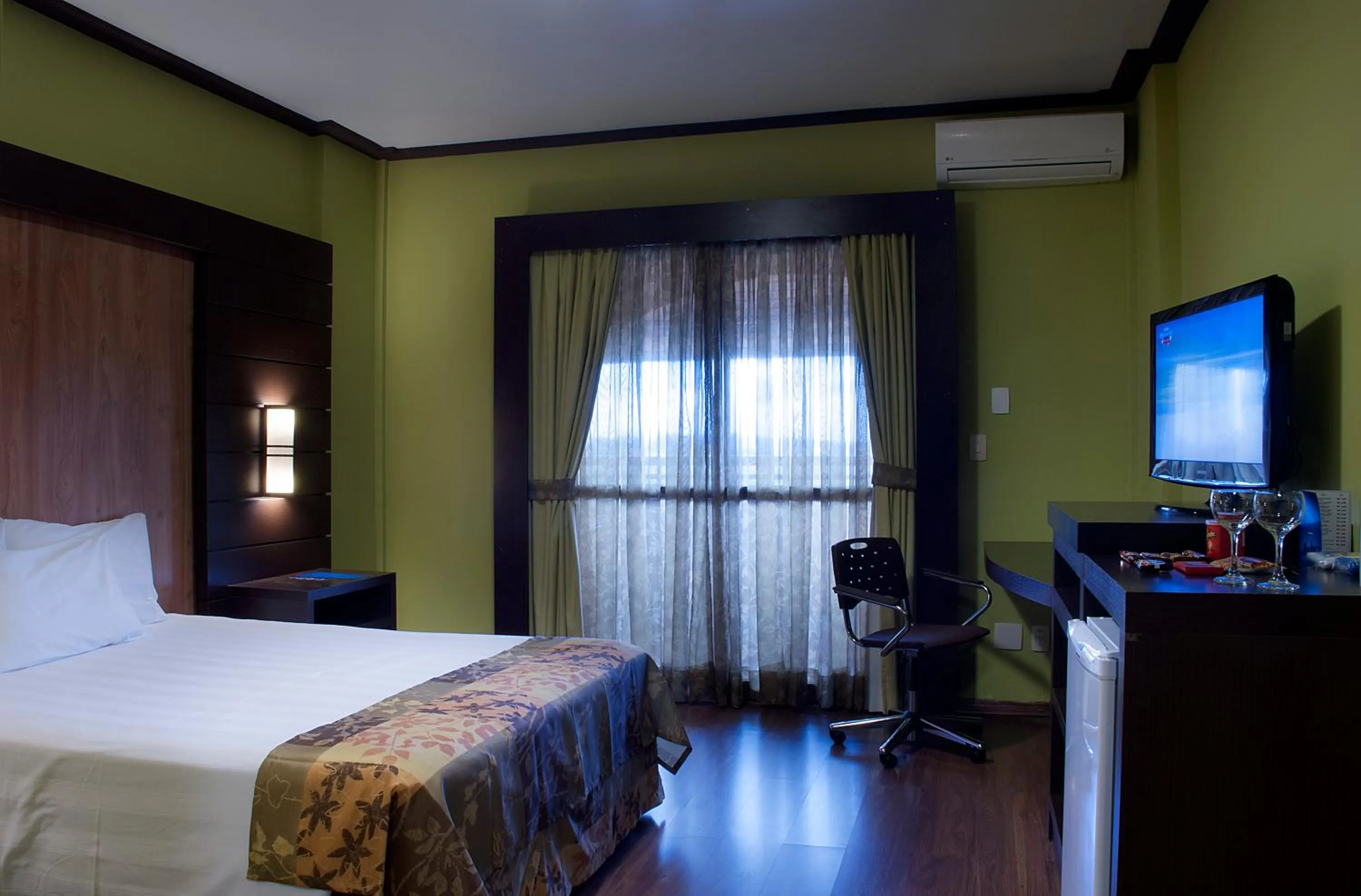 Photo of the whole room, Bed in Master Gramado Hotel - Espaço Kids Incrível