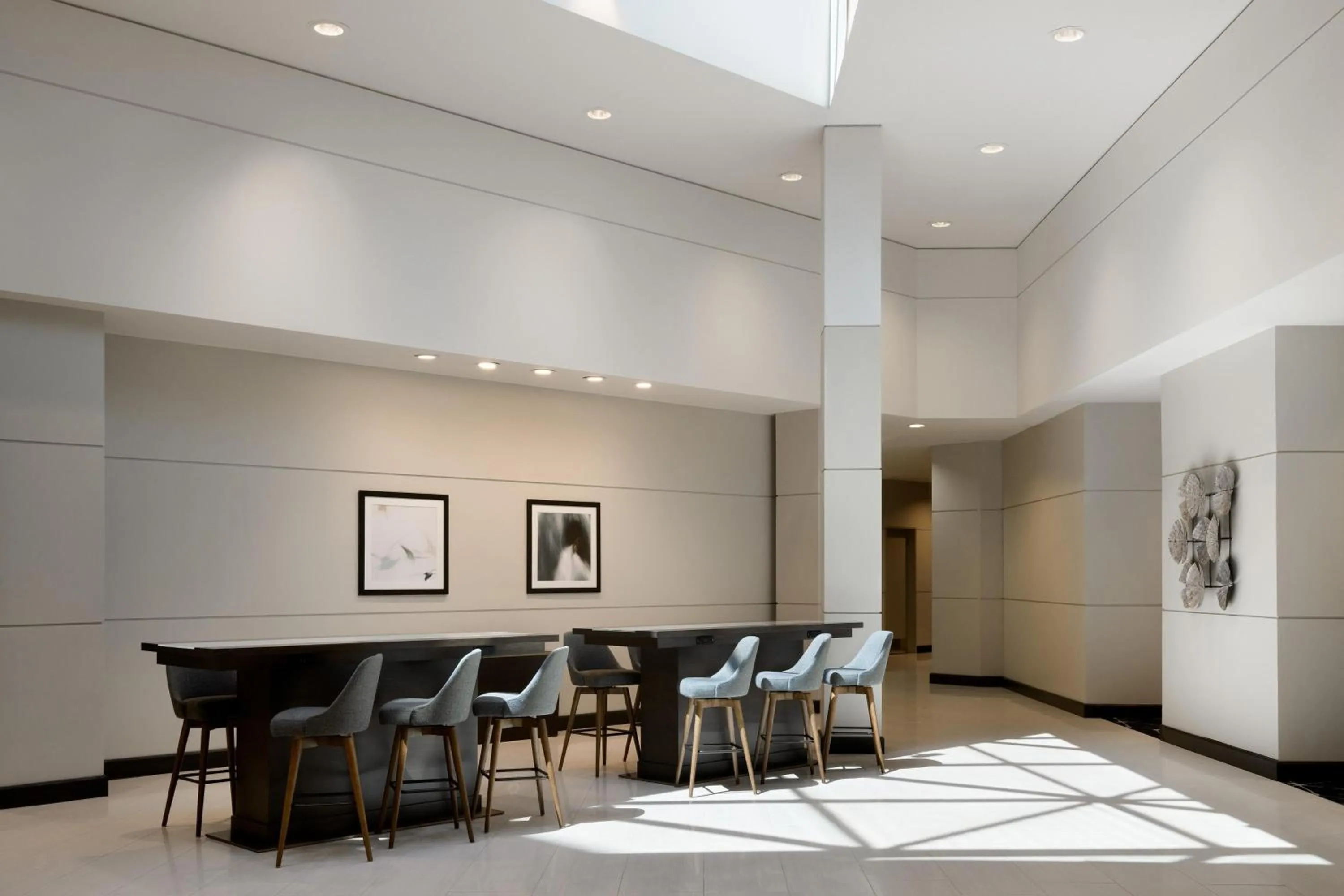 Lobby or reception in Sheraton Cerritos