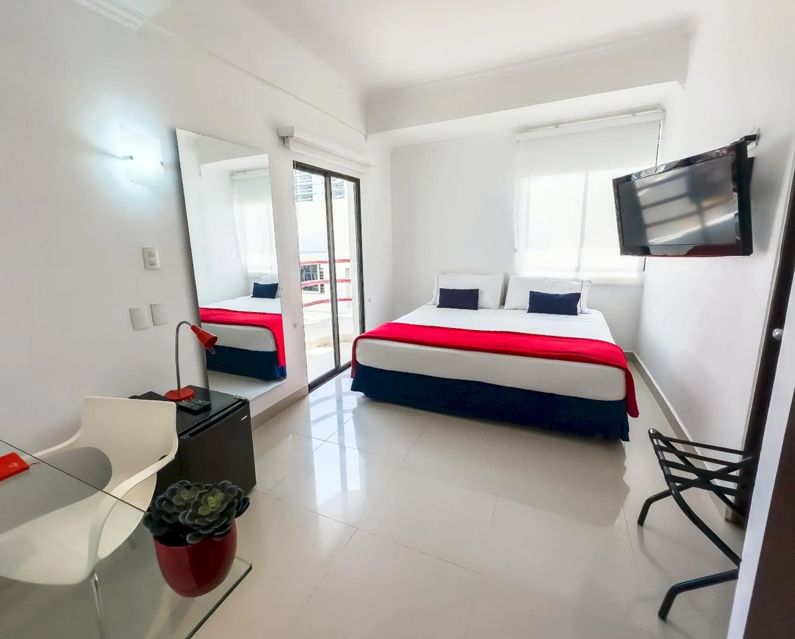 King Room with Balcony in Zalmedina Hotel King Room with Balcony in Zalmedina Hotel