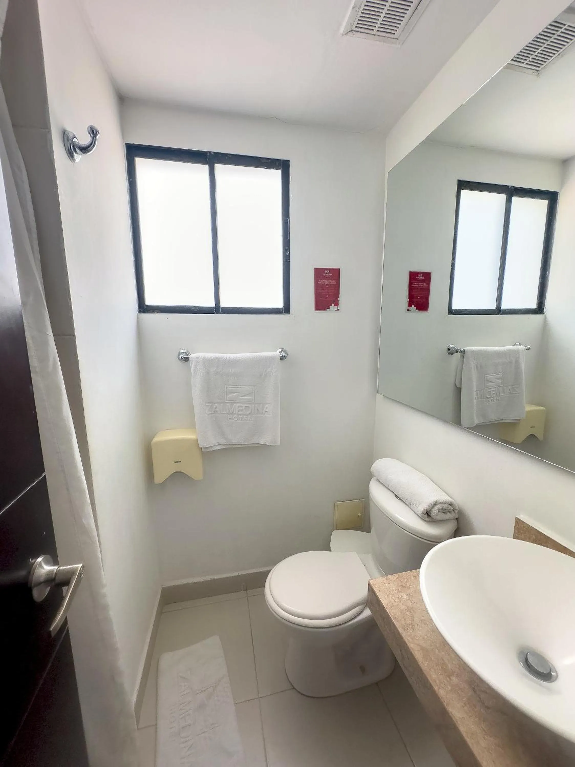 Shower in Zalmedina Hotel