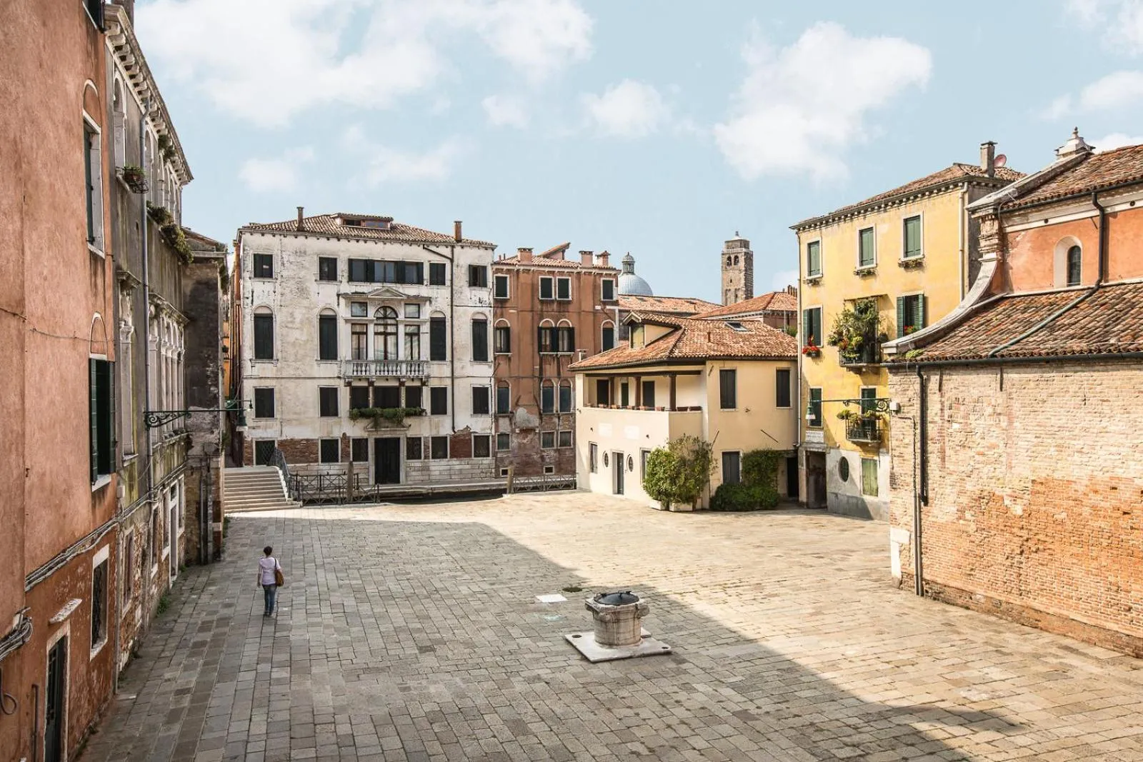 Property building in Ca' del Monastero 4 Collection Apartment up to 8 Guests with Lift