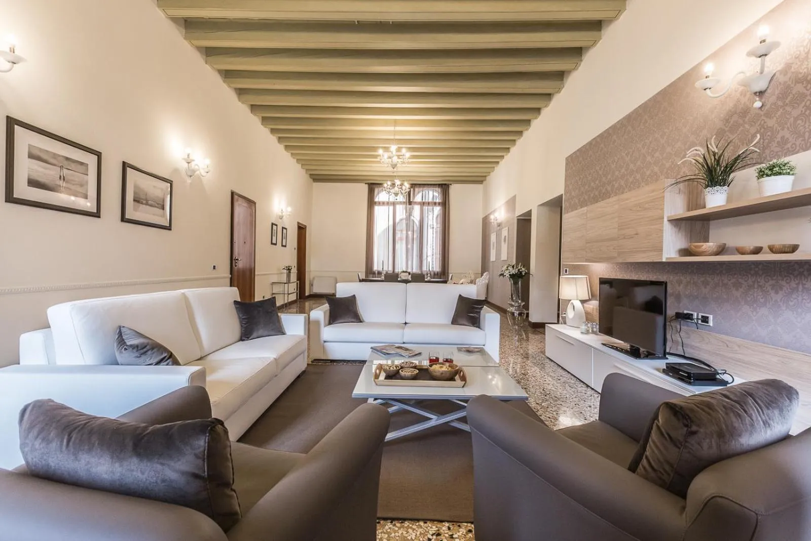 Living room in Ca' del Monastero 4 Collection Apartment up to 8 Guests with Lift
