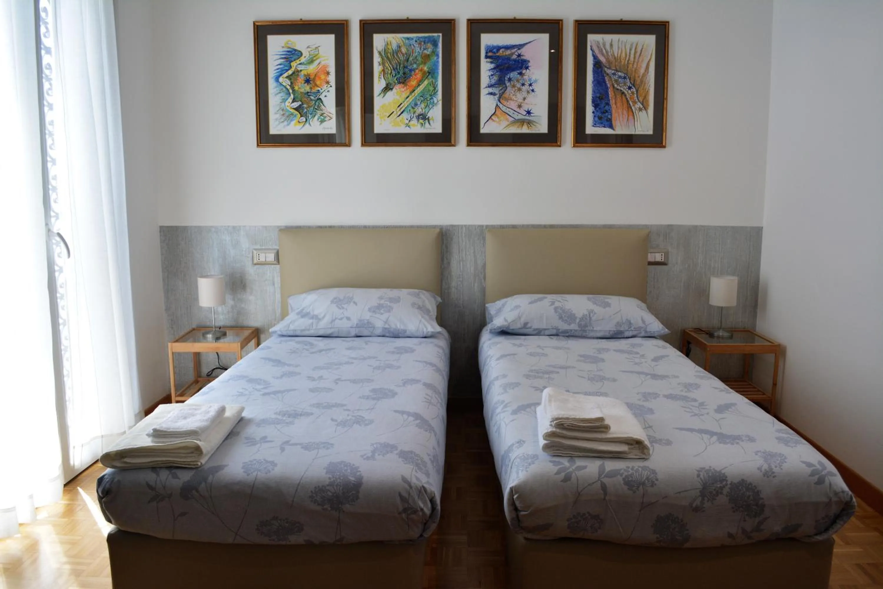 Photo of the whole room in La Scala Rho B&B