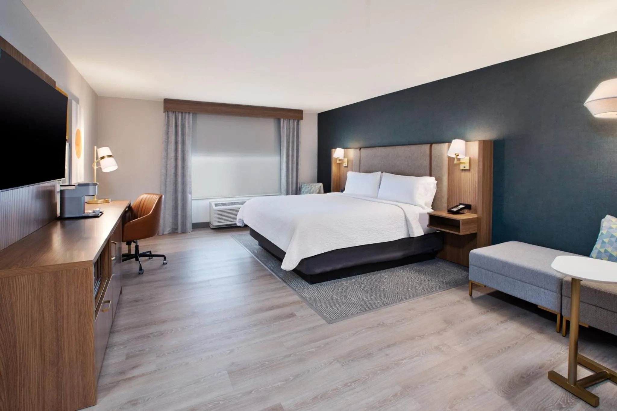 Photo of the whole room, Bed in Holiday Inn Ontario Airport - California by IHG