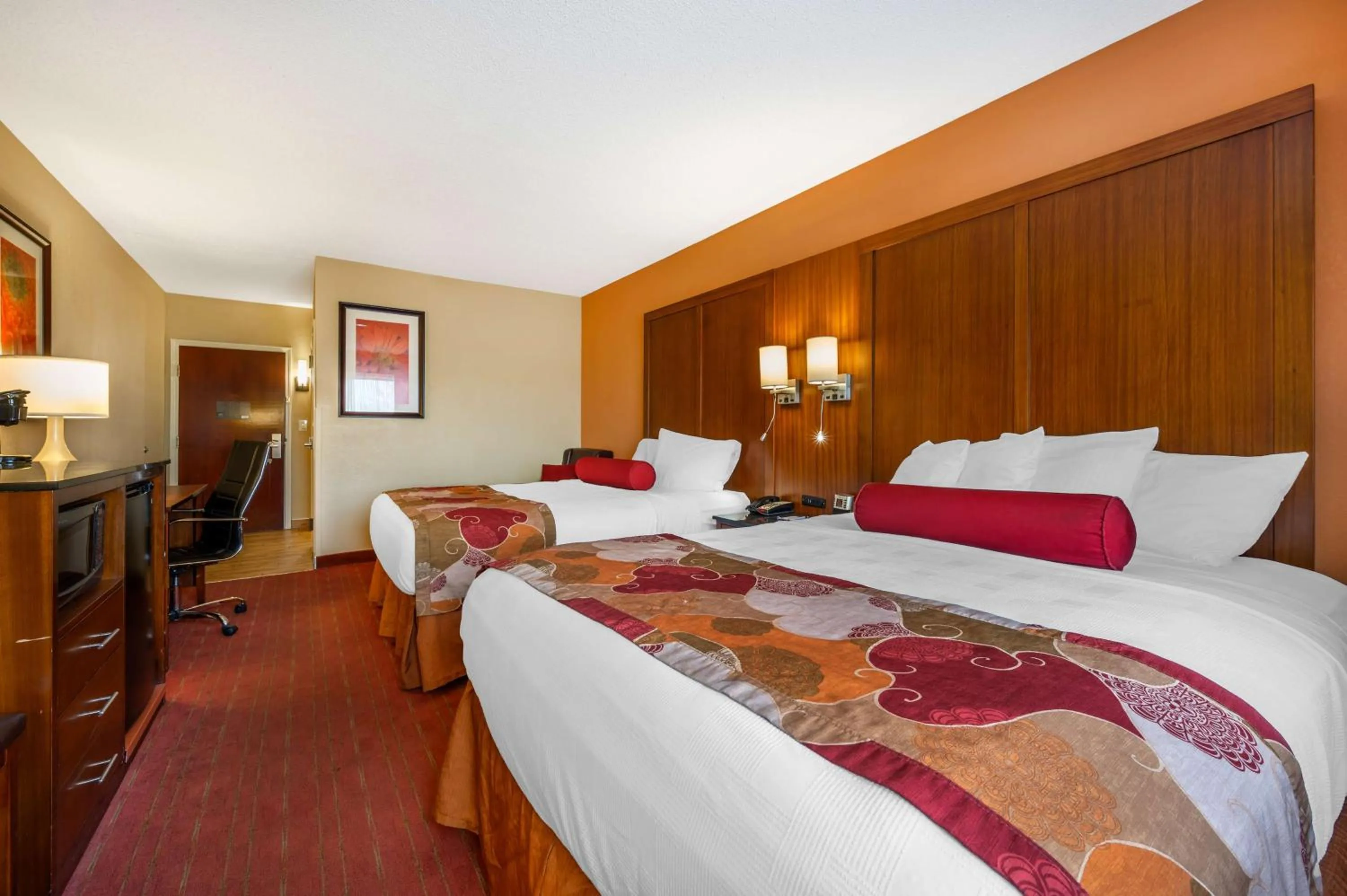 Bedroom, Bed in Best Western Plus Georgetown Corporate Center Hotel