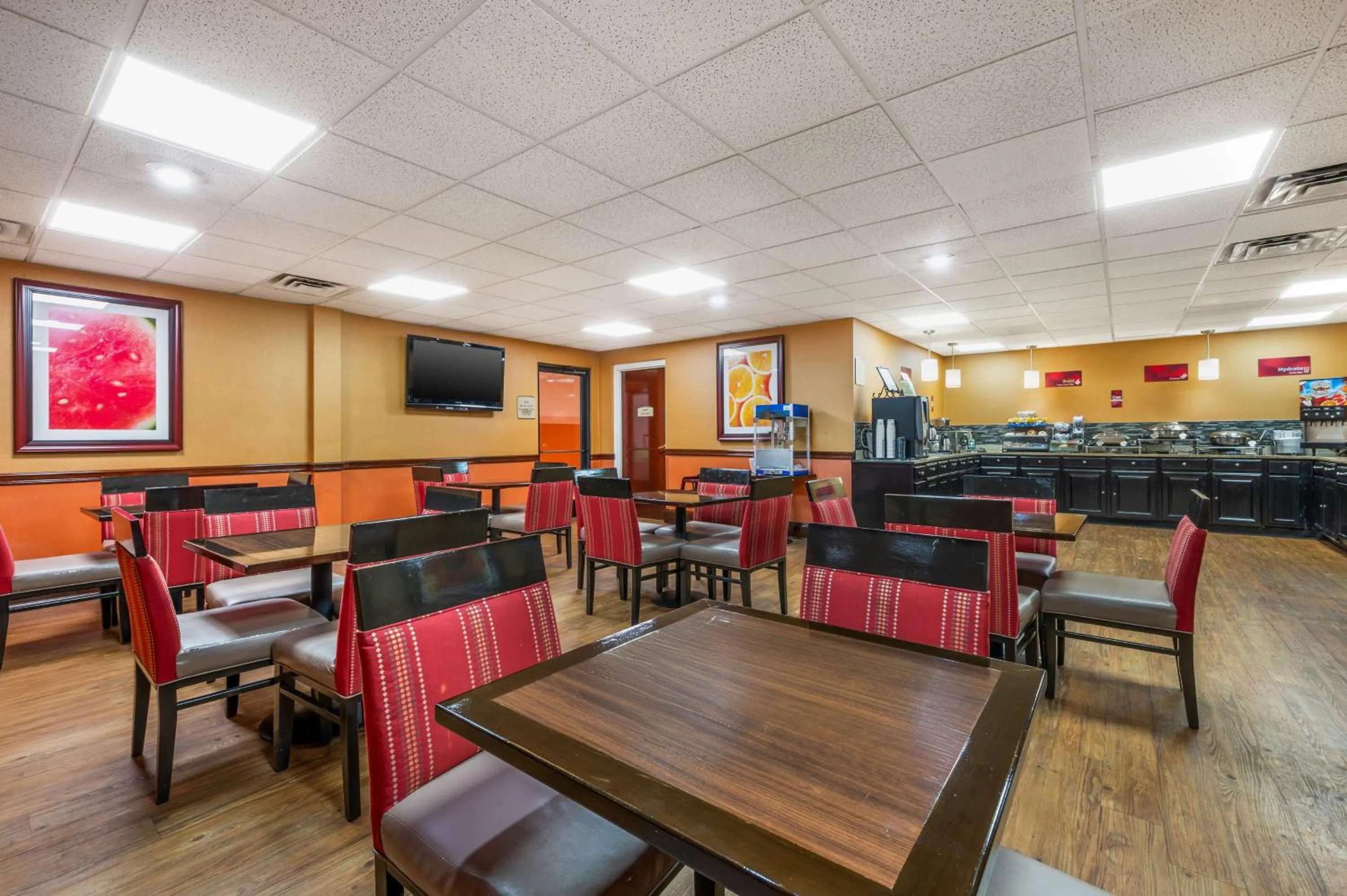 Breakfast in Best Western Plus Georgetown Corporate Center Hotel