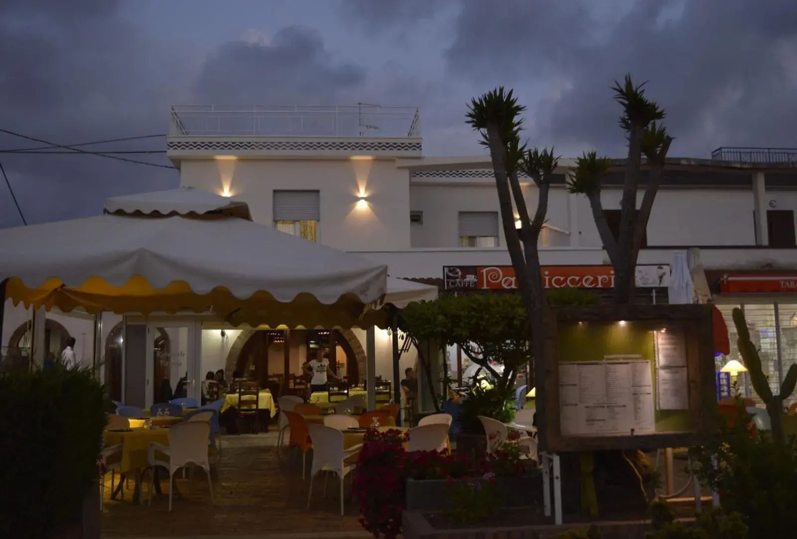 Quadruple Room with Private Bathroom in Cilentorooms Paestum Quadruple Room with Private Bathroom in Cilentorooms Paestum