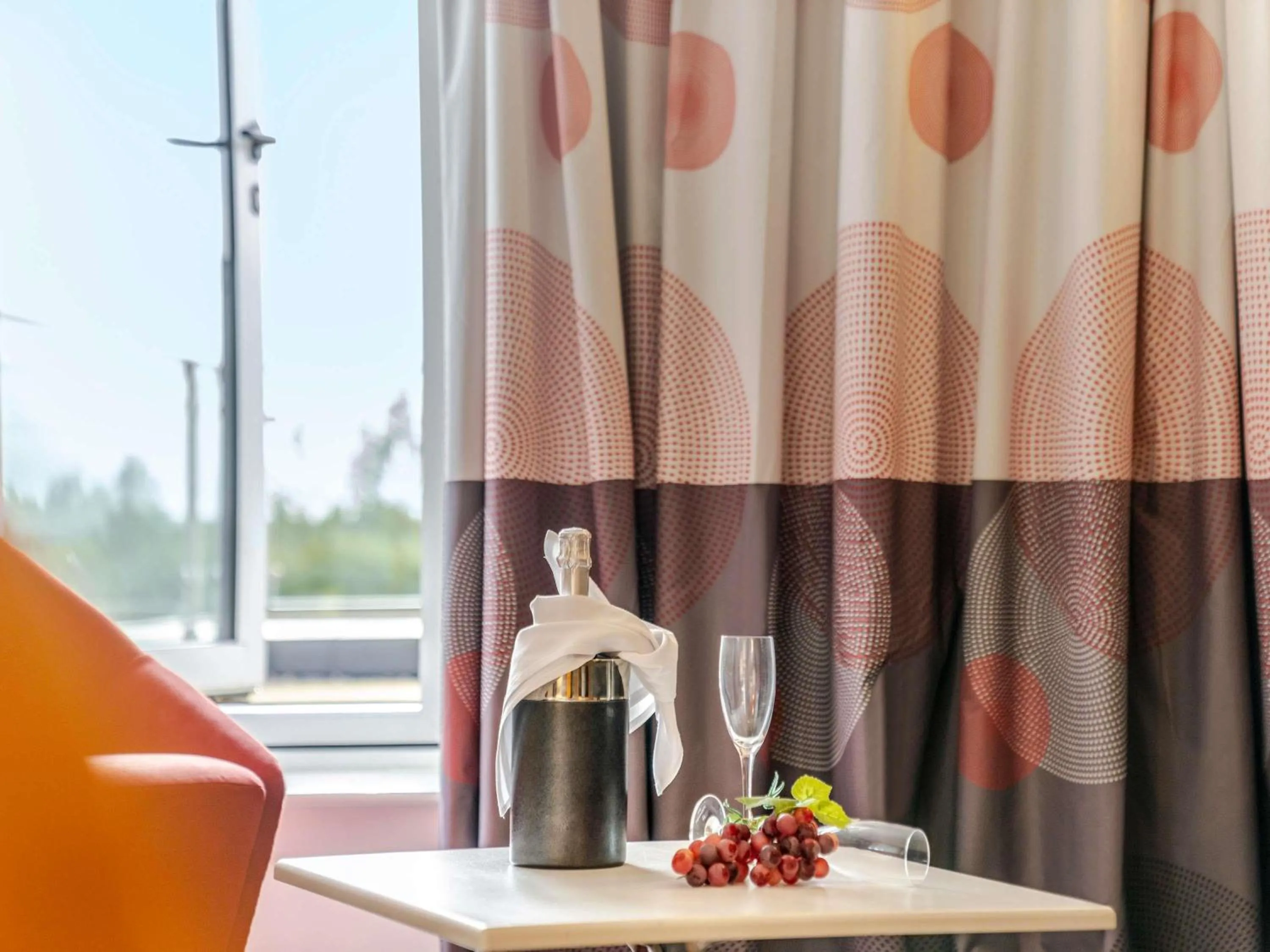 Bedroom in Novotel Edinburgh Park