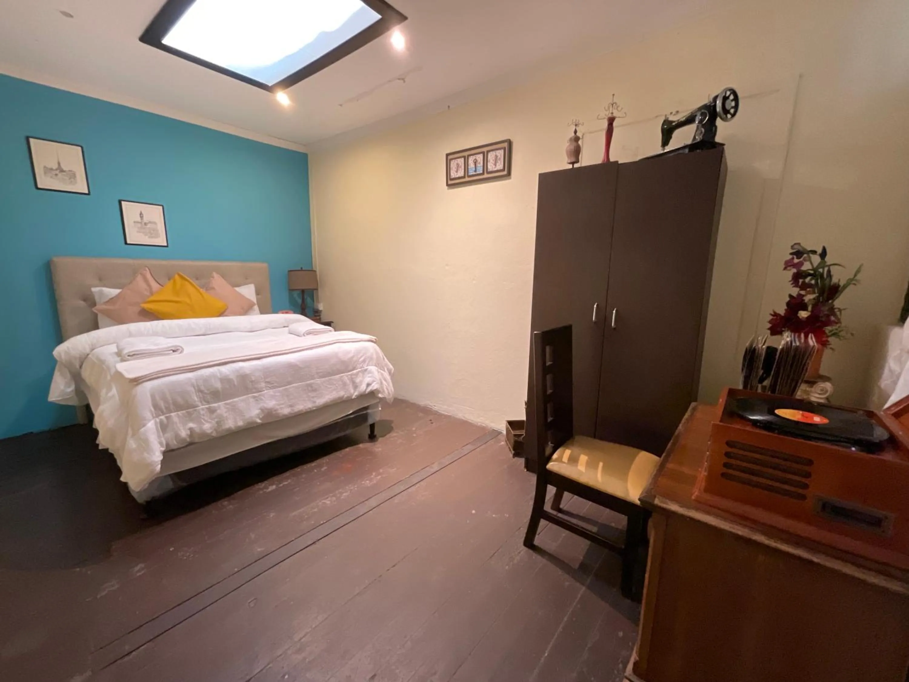 Deluxe Double Room - single occupancy in Hotel Vintage "Casa las Flores"