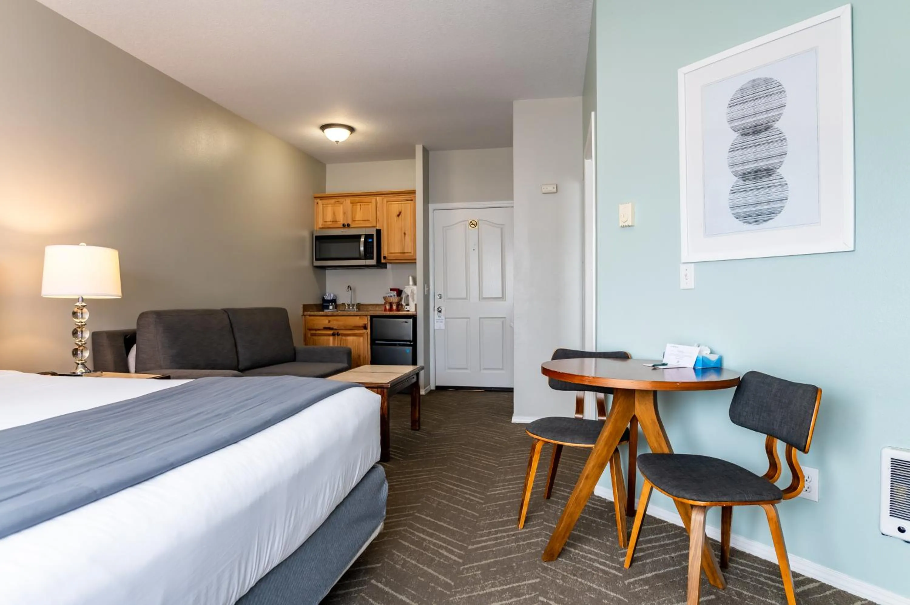 Bed in Inn at the Prom Oceanfront