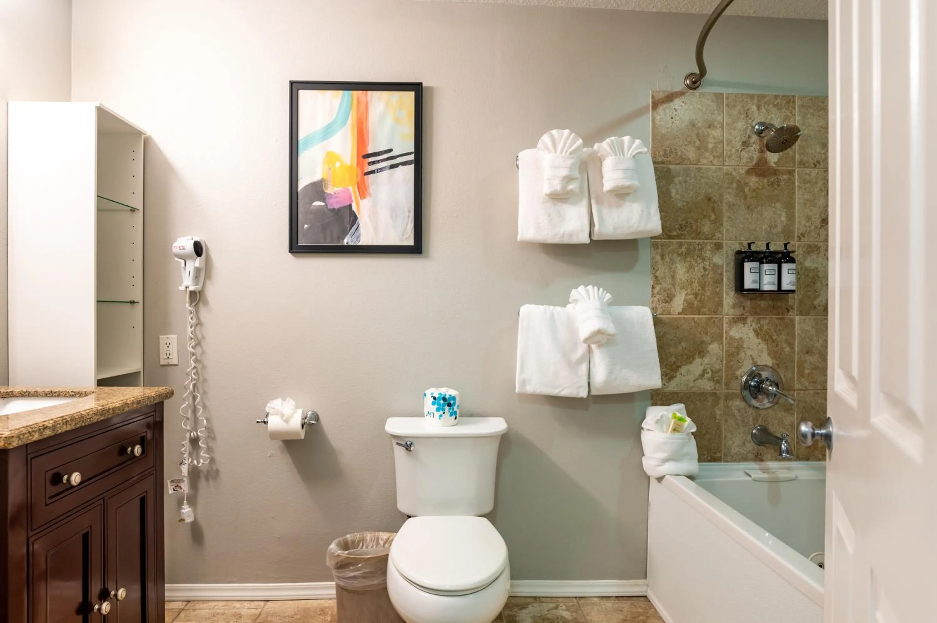 Inn at the Prom Oceanfront