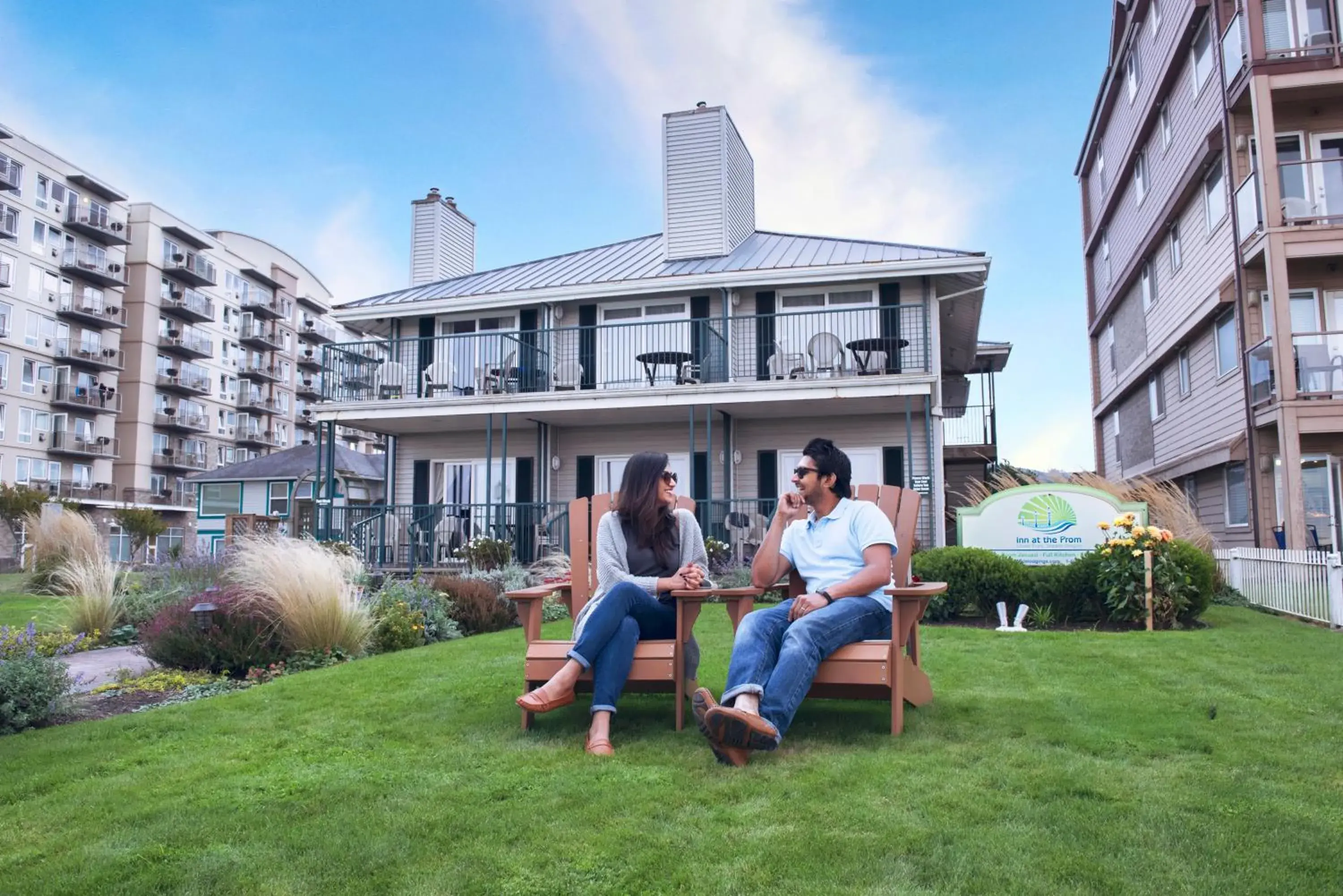 Property building in Inn at the Prom Oceanfront Property building in Inn at the Prom Oceanfront