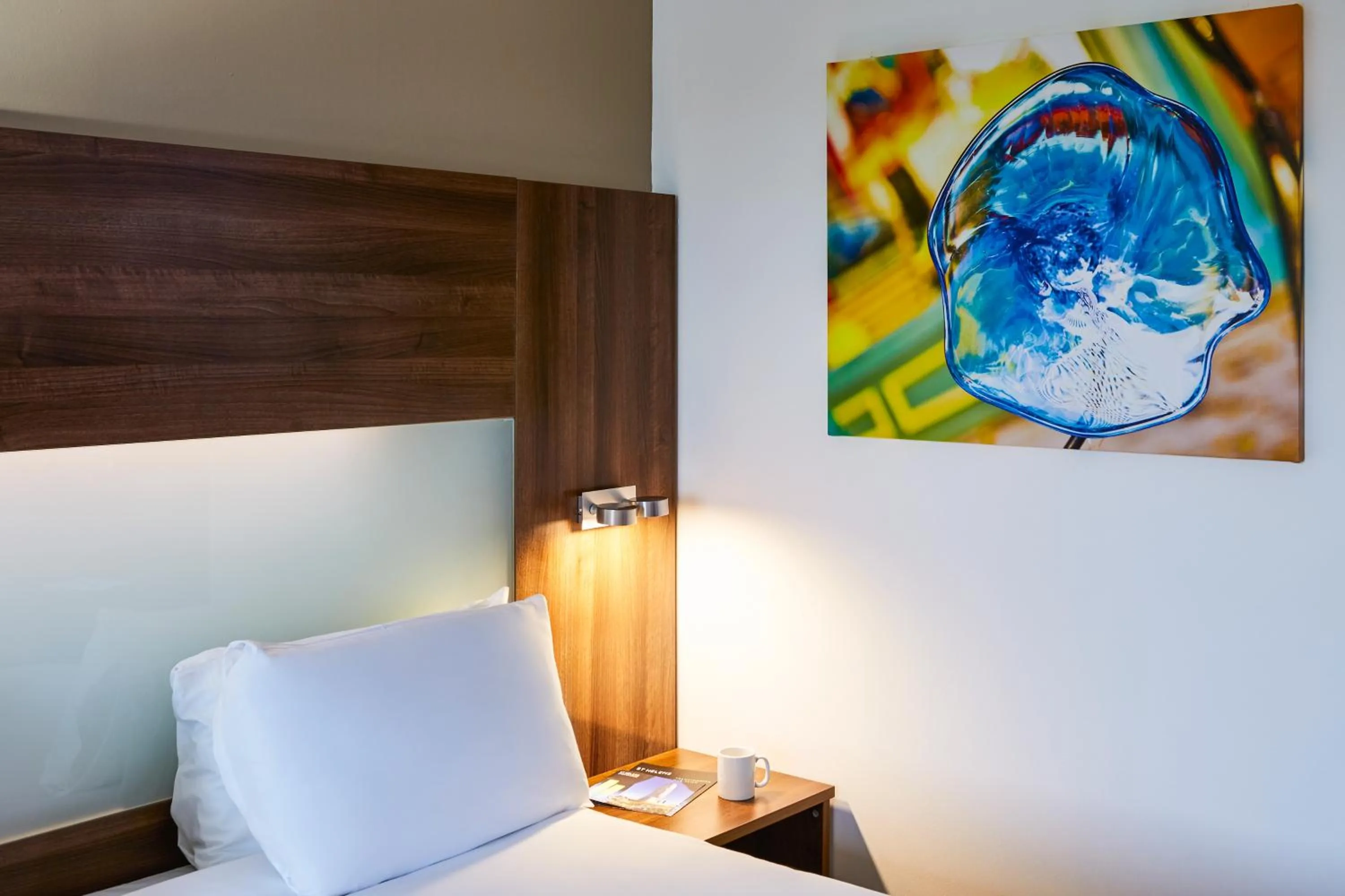 Bedroom, Bed in Mercure St Helens