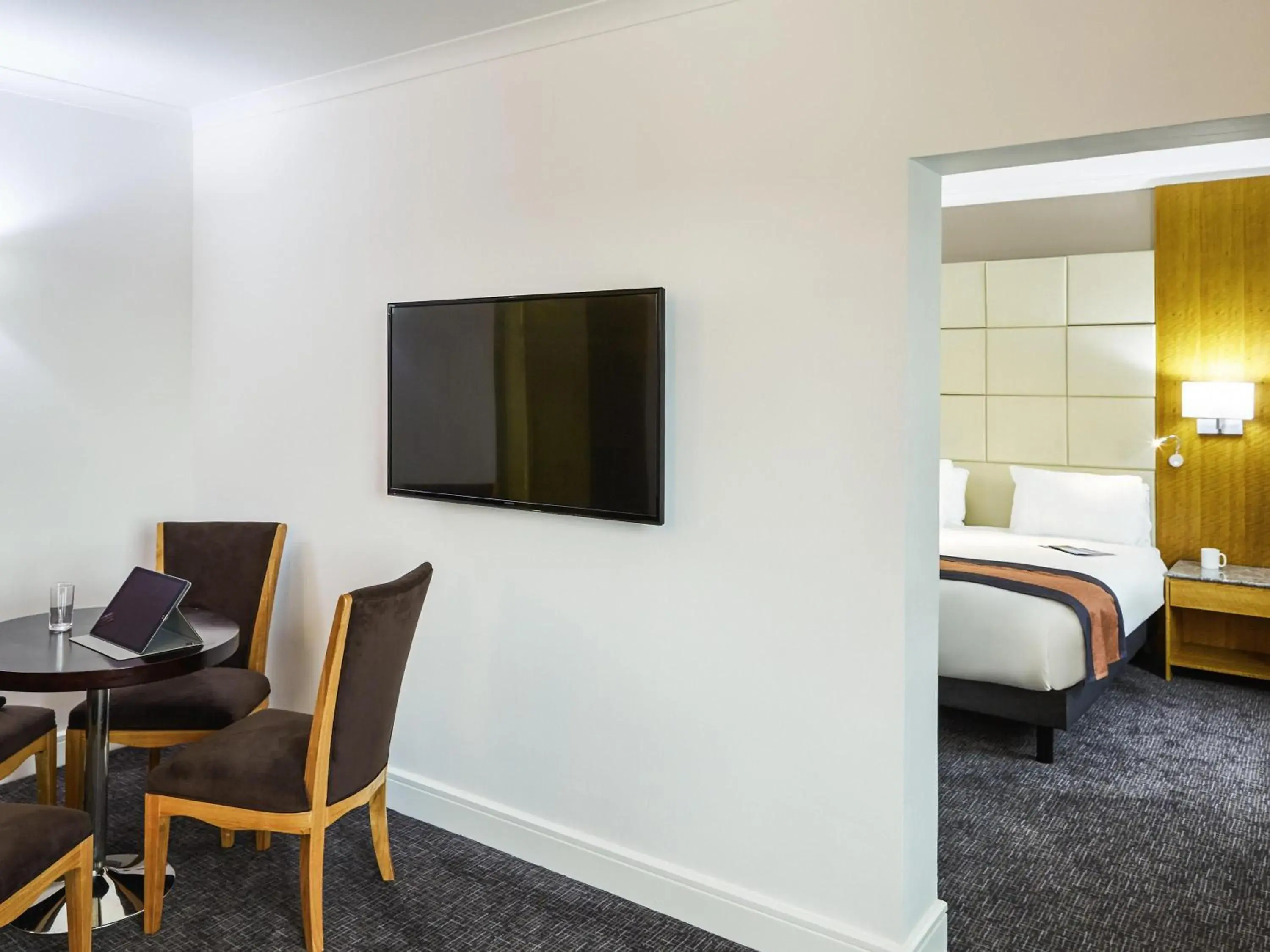 Bedroom, Bed in Mercure St Helens Bedroom, Bed in Mercure St Helens