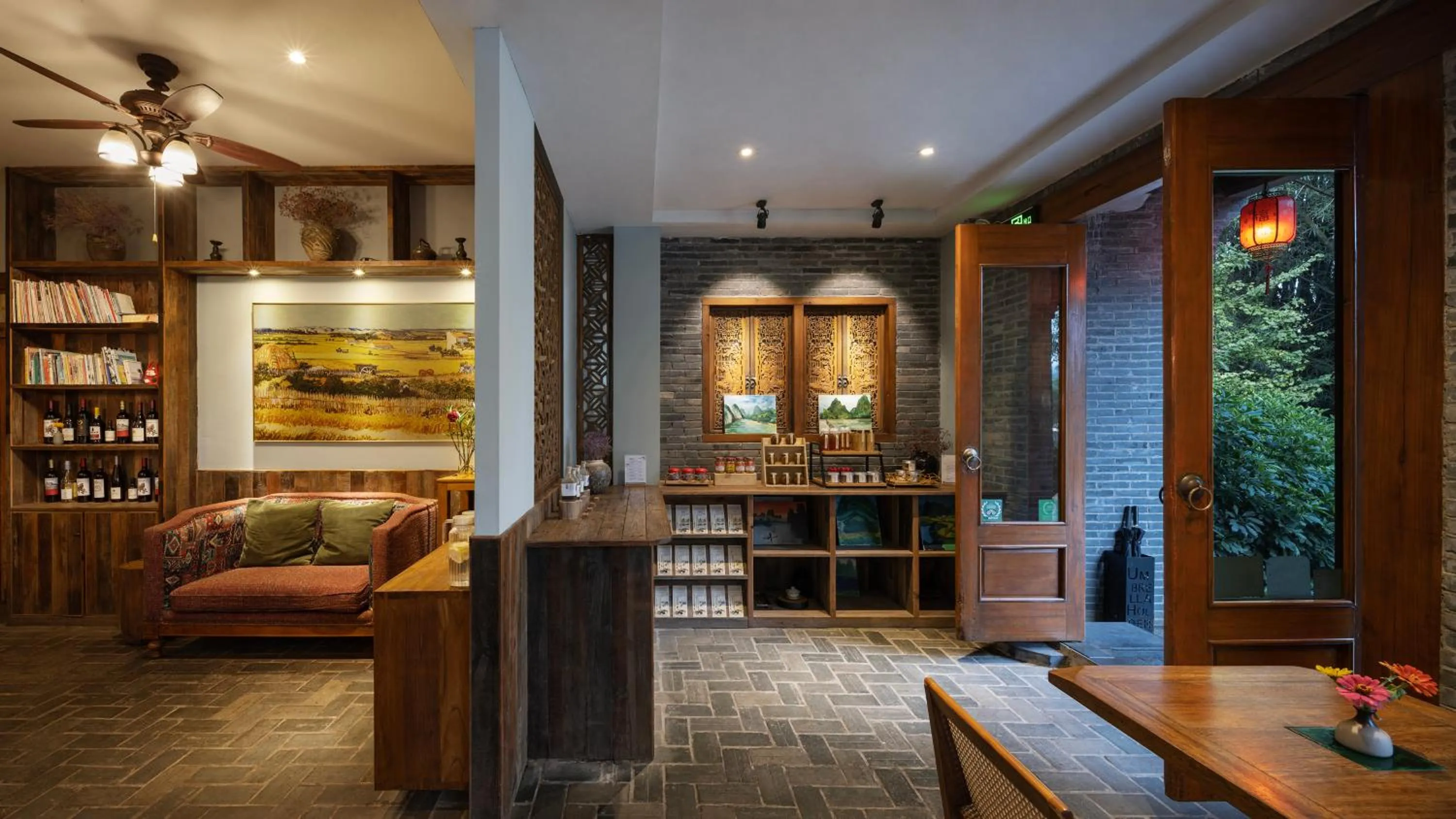 Lobby or reception, Bed in Moondance Boutique Resort