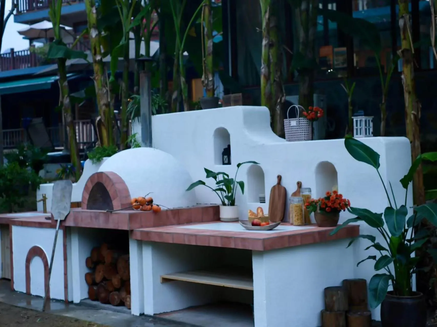 Restaurant/places to eat in Moondance Boutique Resort