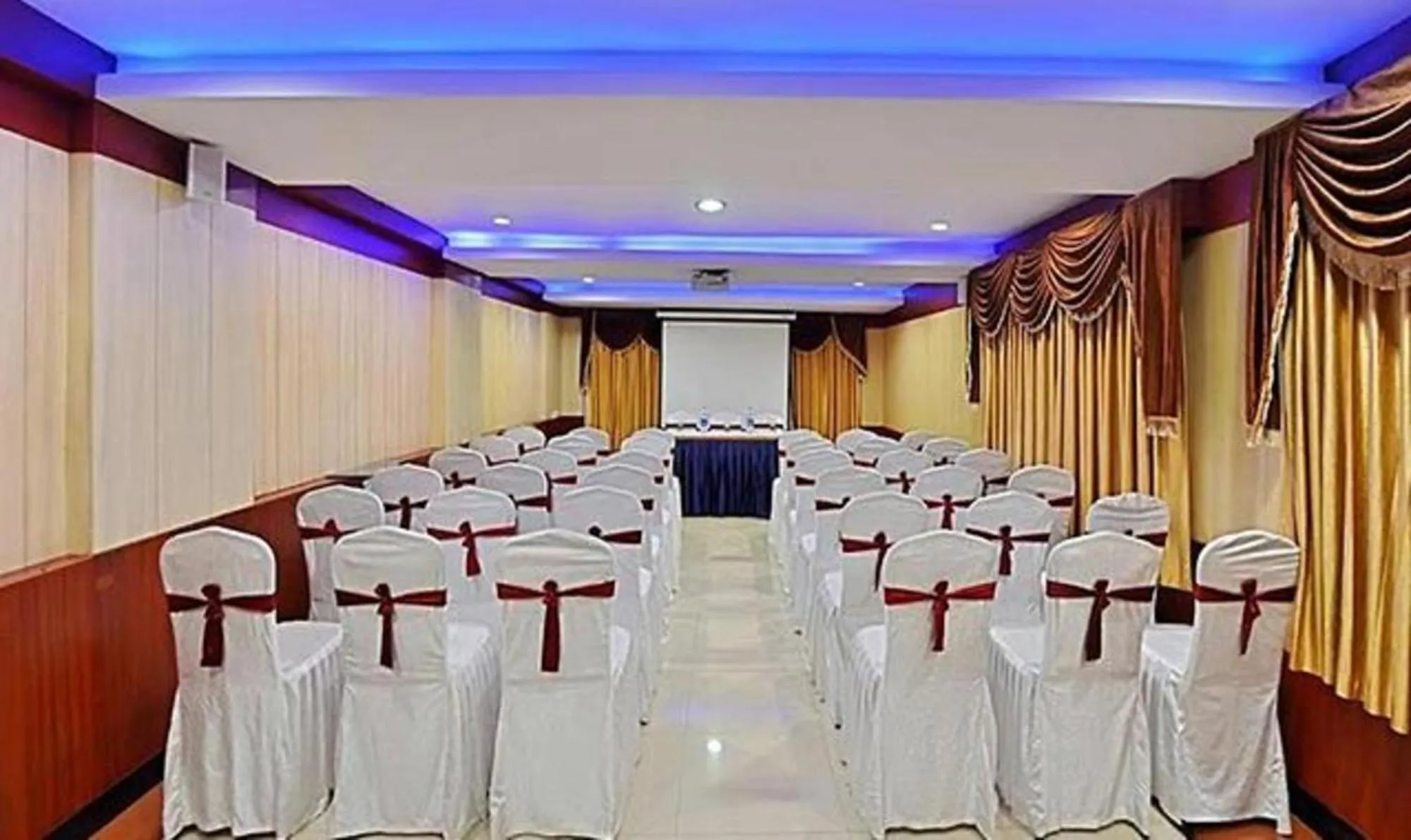 Banquet/Function facilities in PonmariResidency