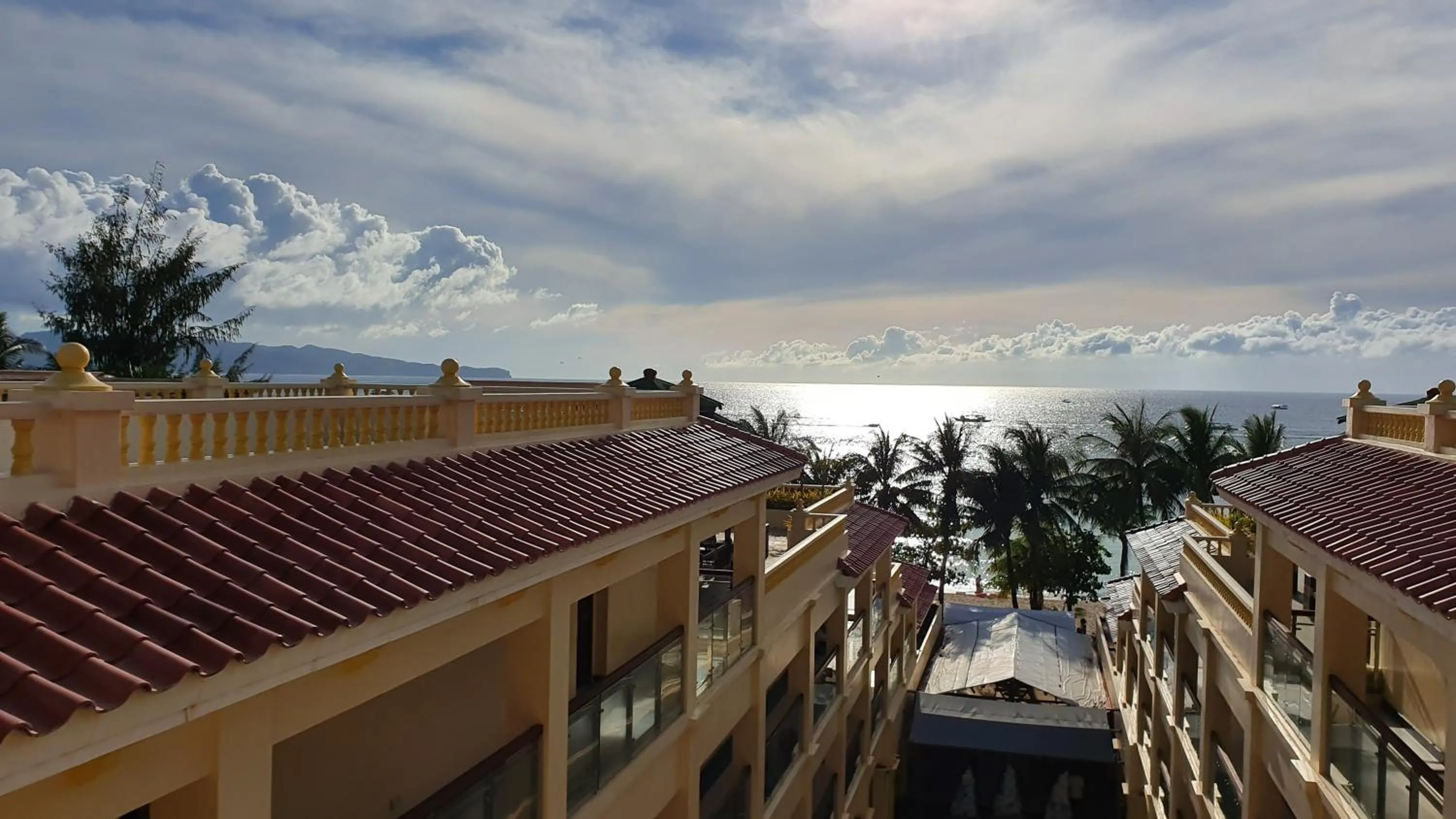 Property building in Golden Phoenix Hotel Boracay