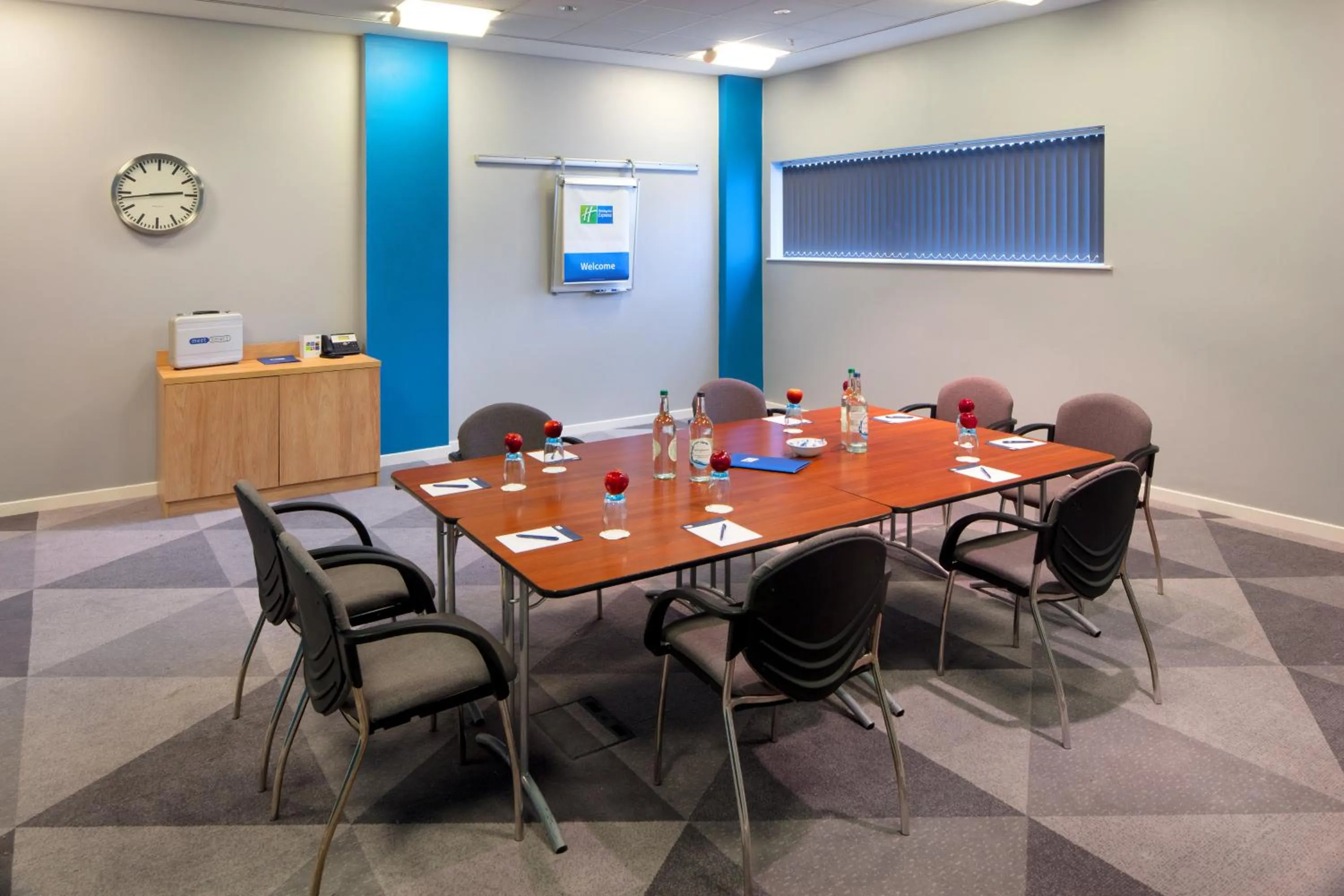 Meeting/conference room in Holiday Inn Express Hull City Centre by IHG