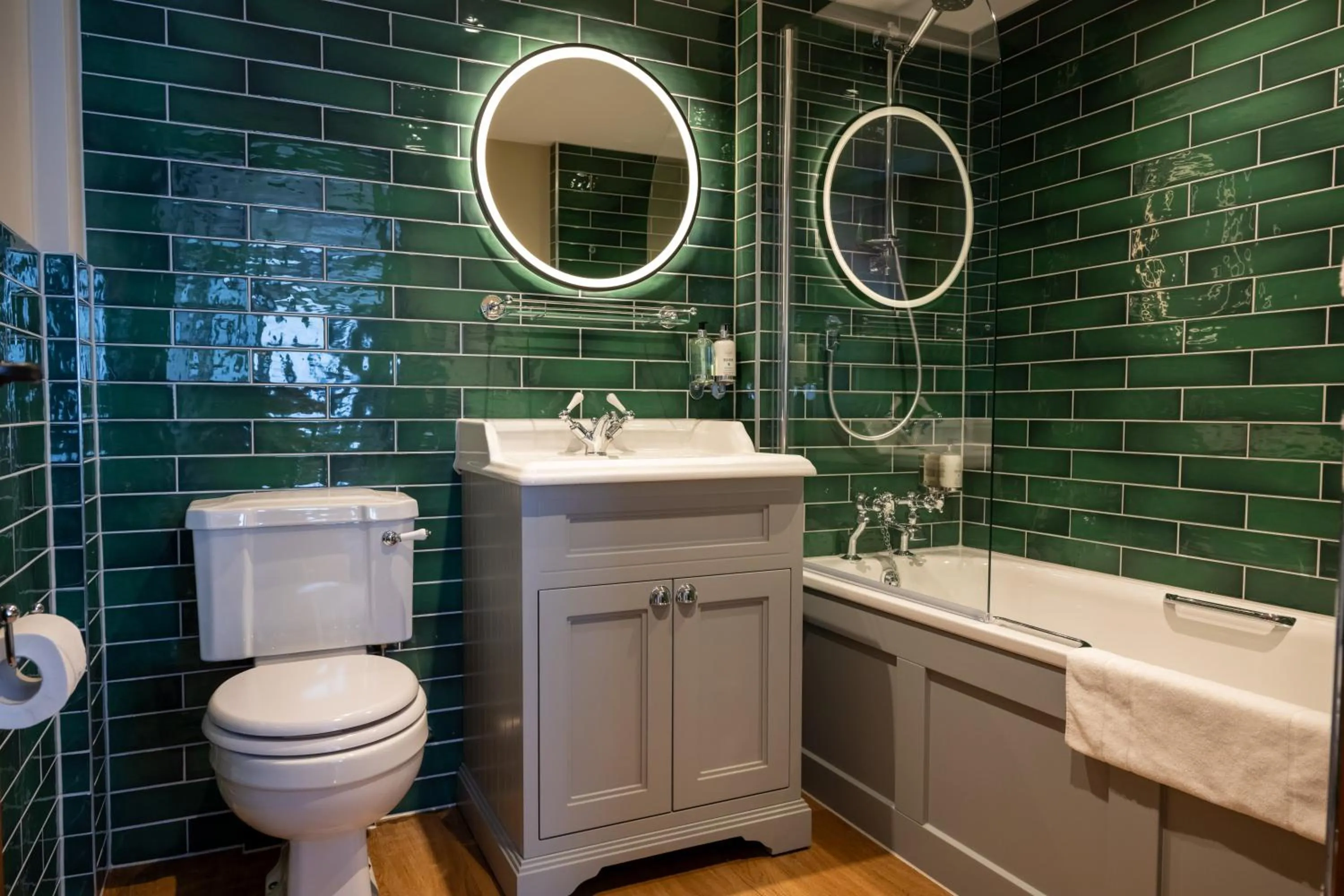 Bathroom in Wheatsheaf Hotel by Chef & Brewer Collection