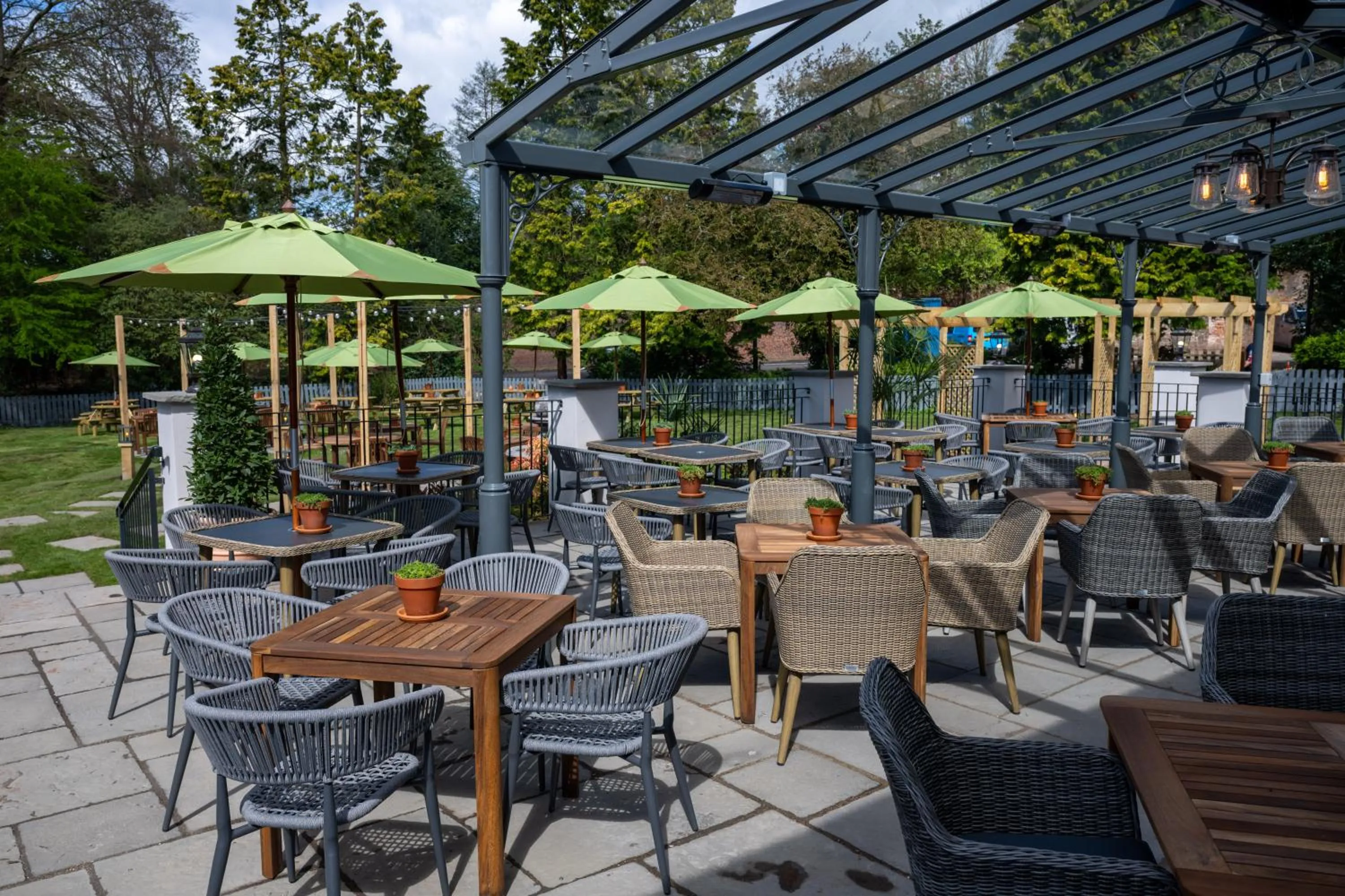 Patio in Himley House by Chef & Brewer Collection