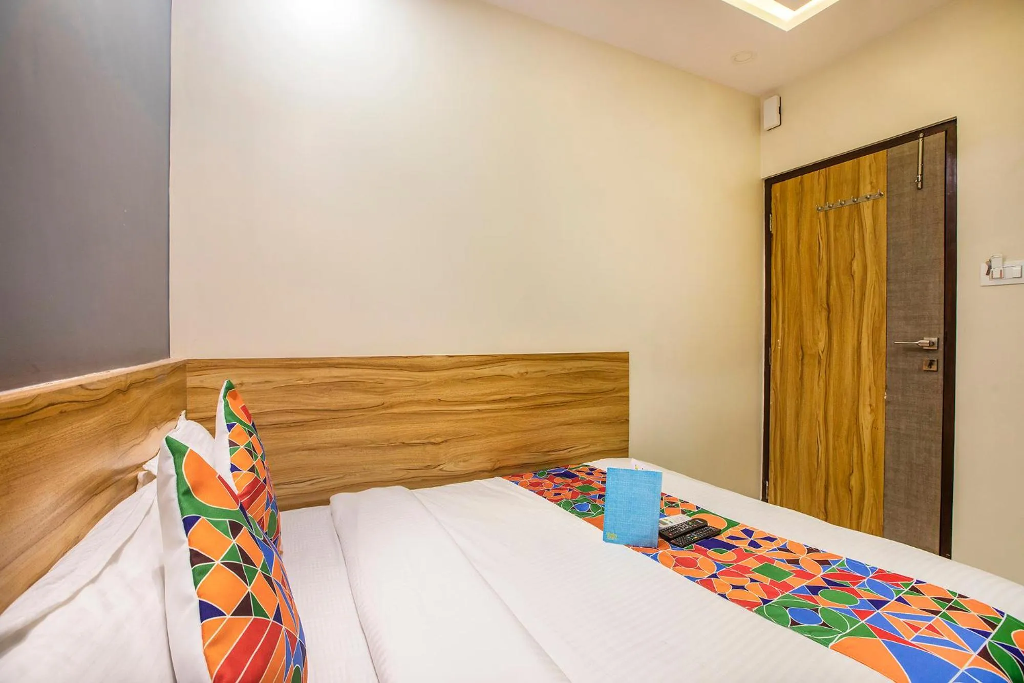 Bed in FabHotel Marol Metro