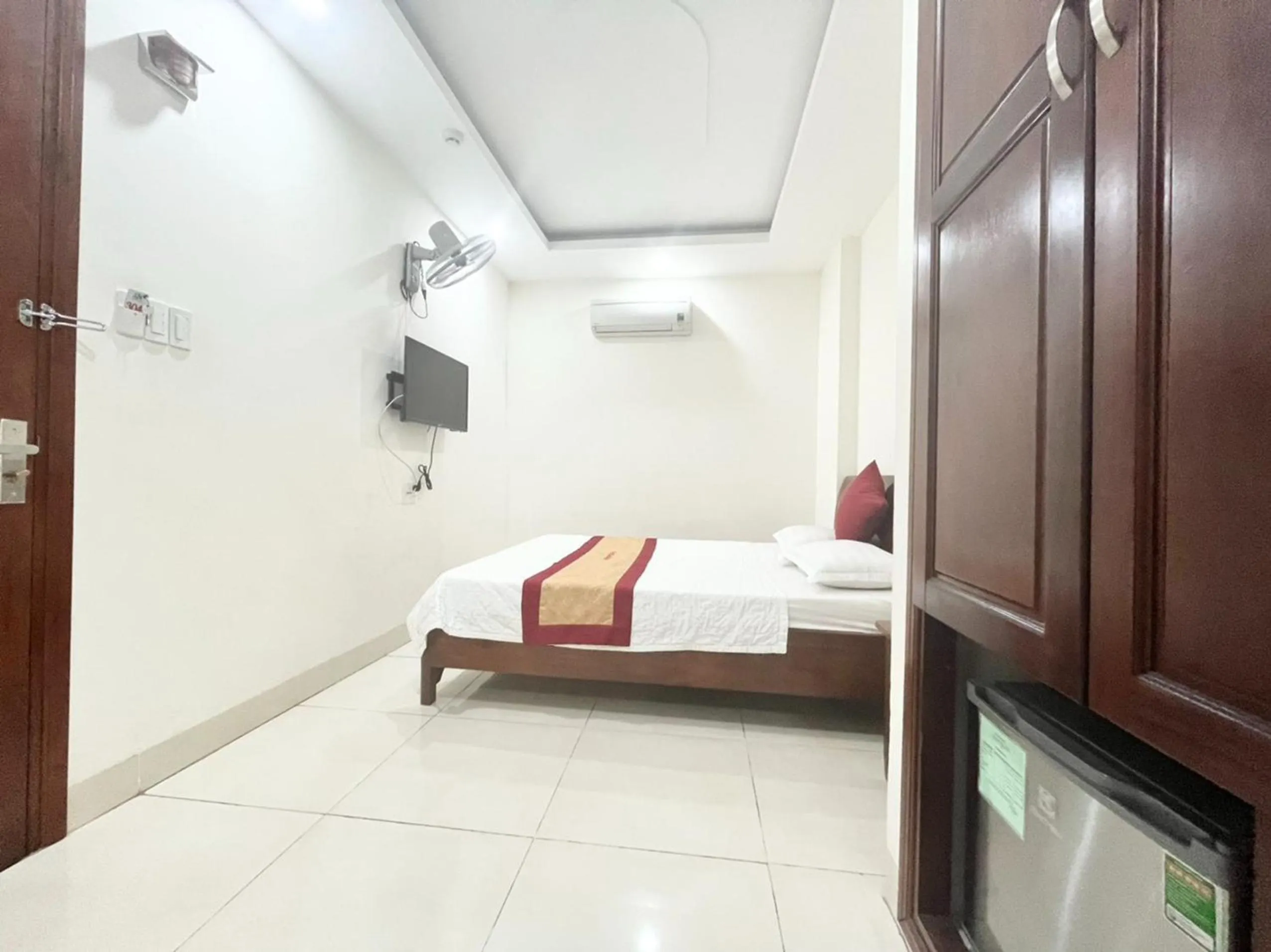 Photo of the whole room, Bed in Biển Ngọc Hotel