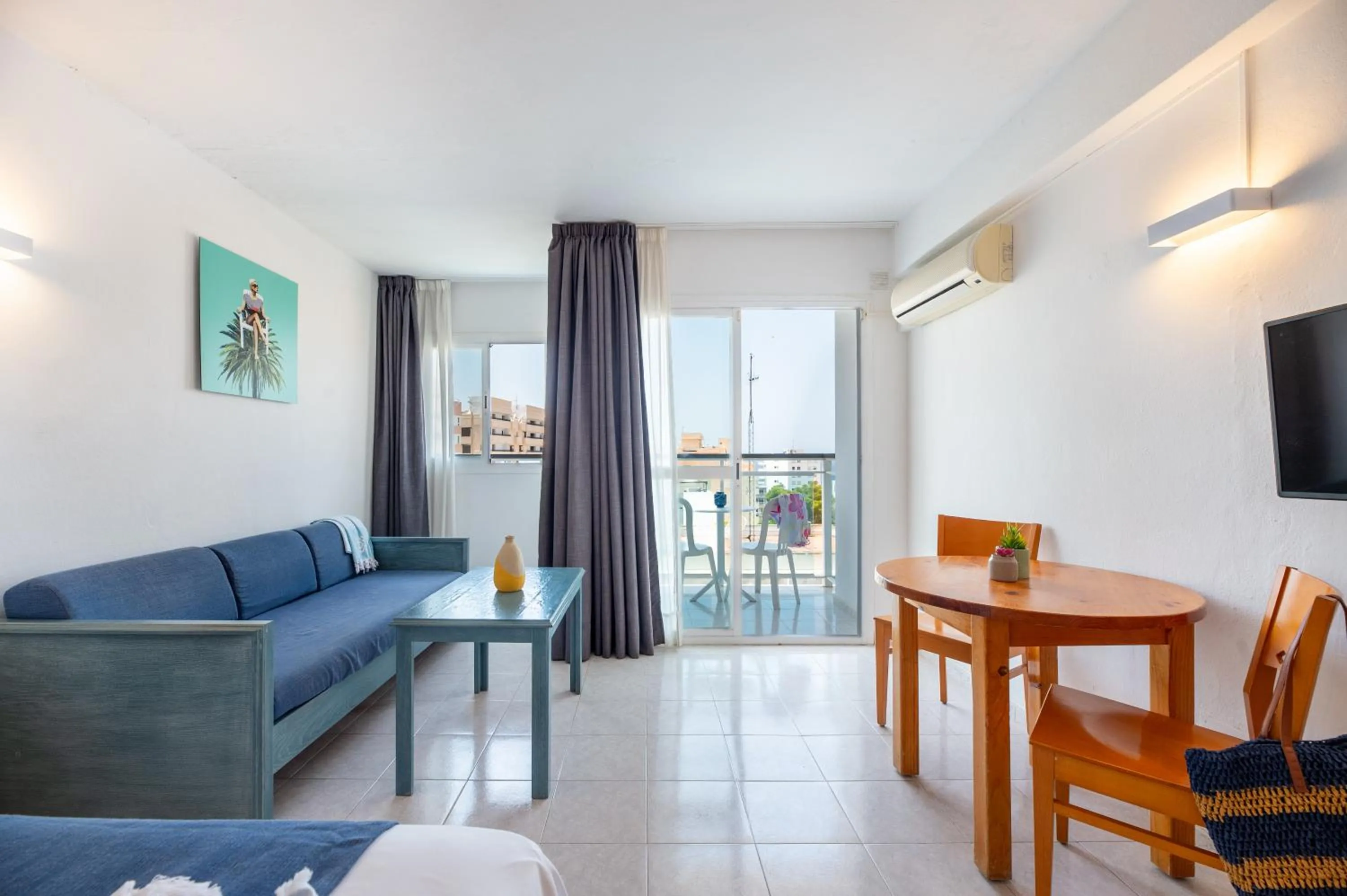 Seating area in Hotel Apartamentos Vibra Central City - Adults only