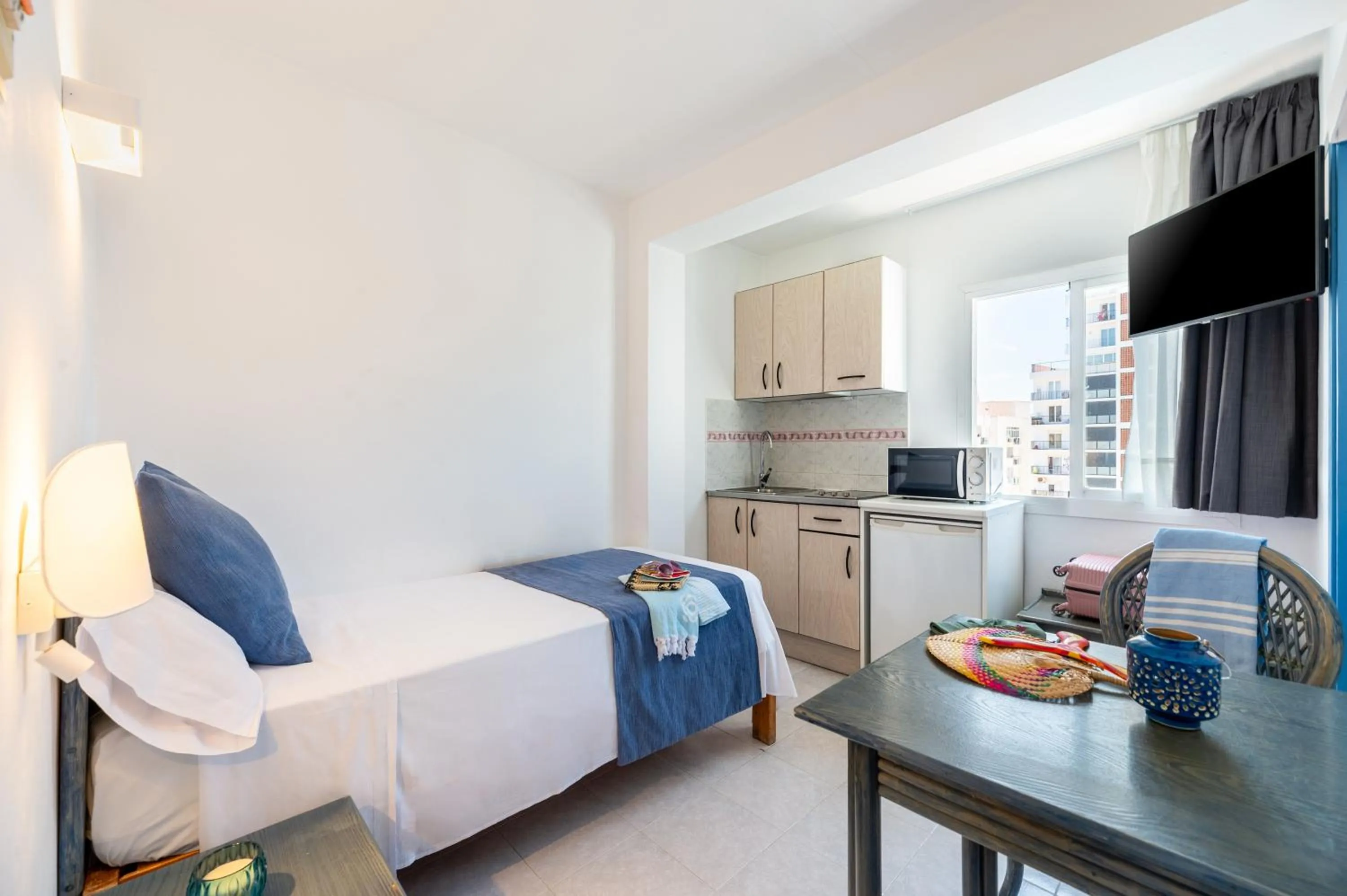 Photo of the whole room in Hotel Apartamentos Vibra Central City - Adults only