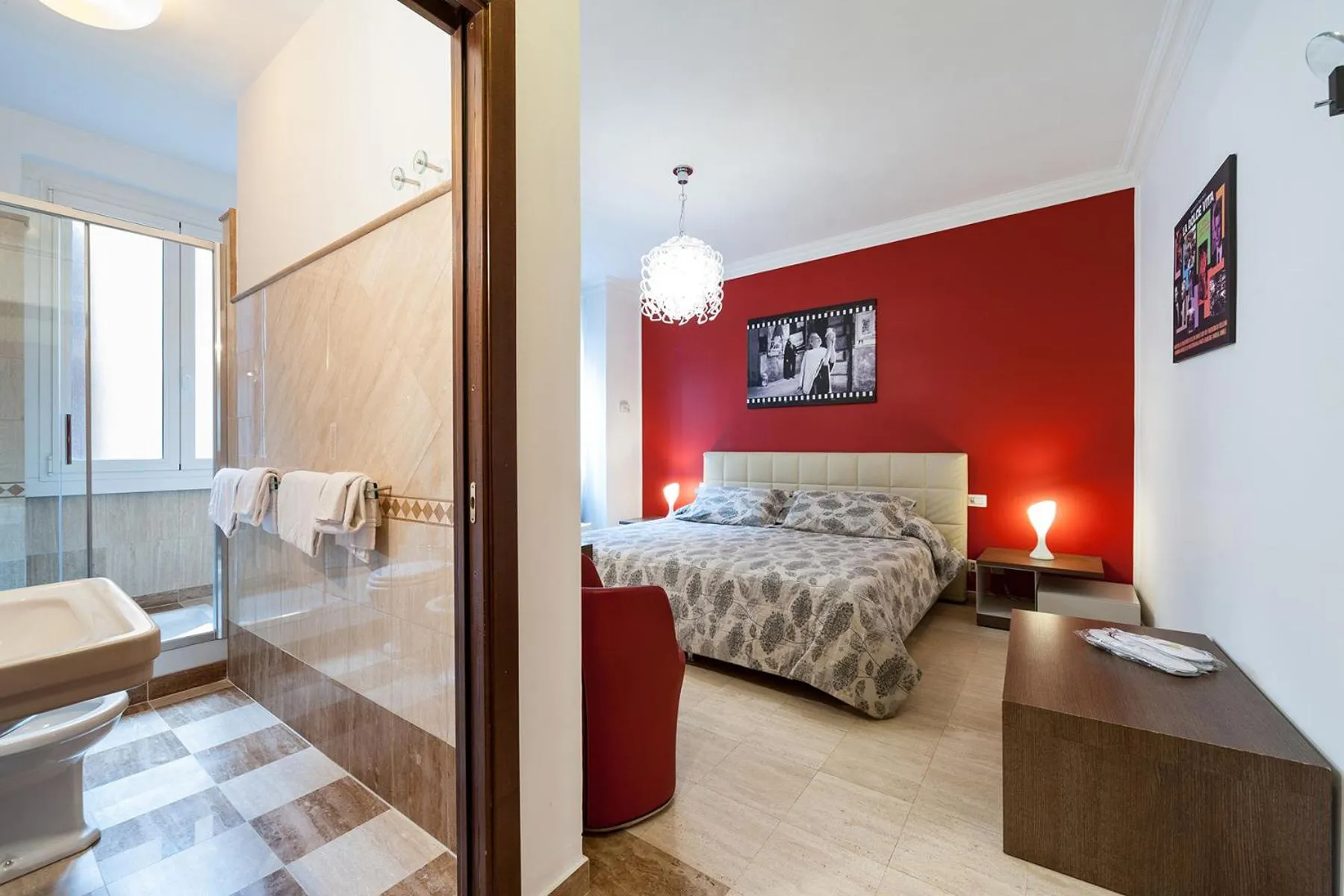 Bed in La Dolce Vita Barberini