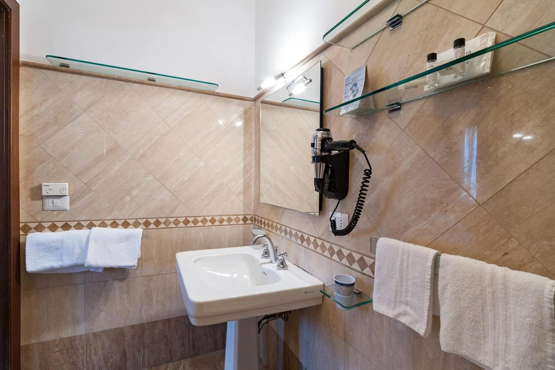 Bathroom in La Dolce Vita Barberini