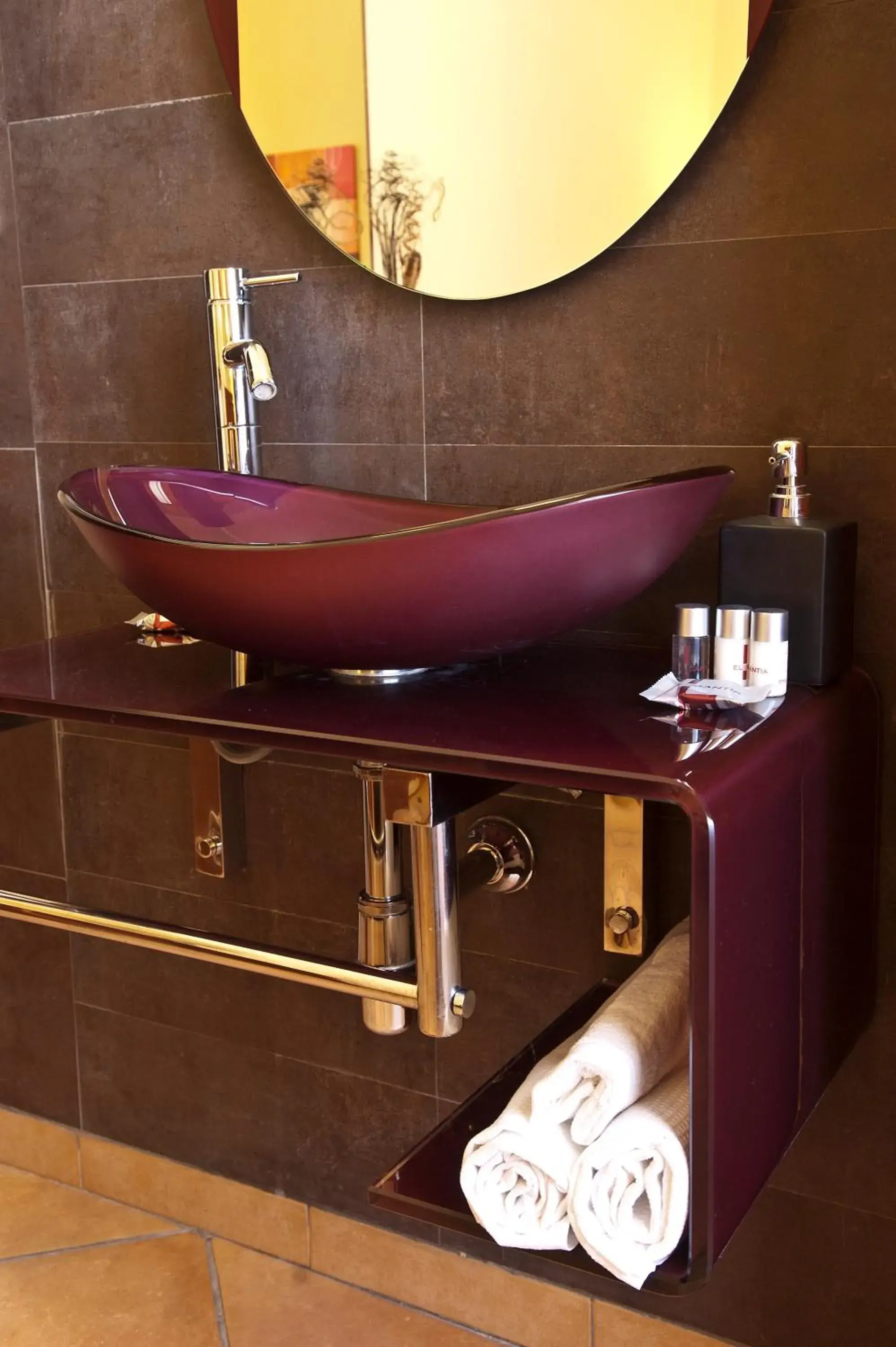 Bathroom in Hotel Cervia Bathroom in Hotel Cervia