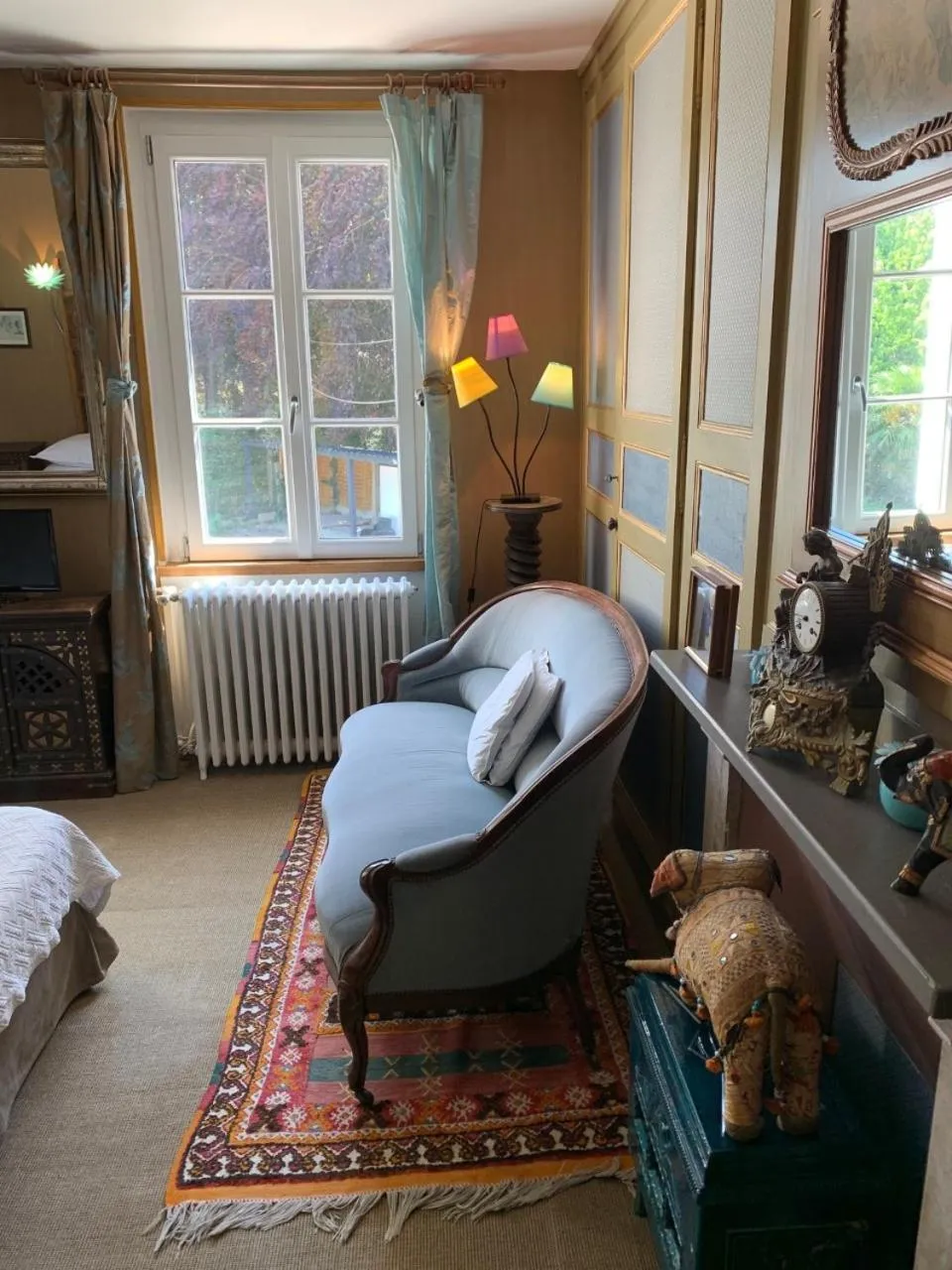 Seating area, Bed in Chambres d'Hôtes Villa Mon Repos