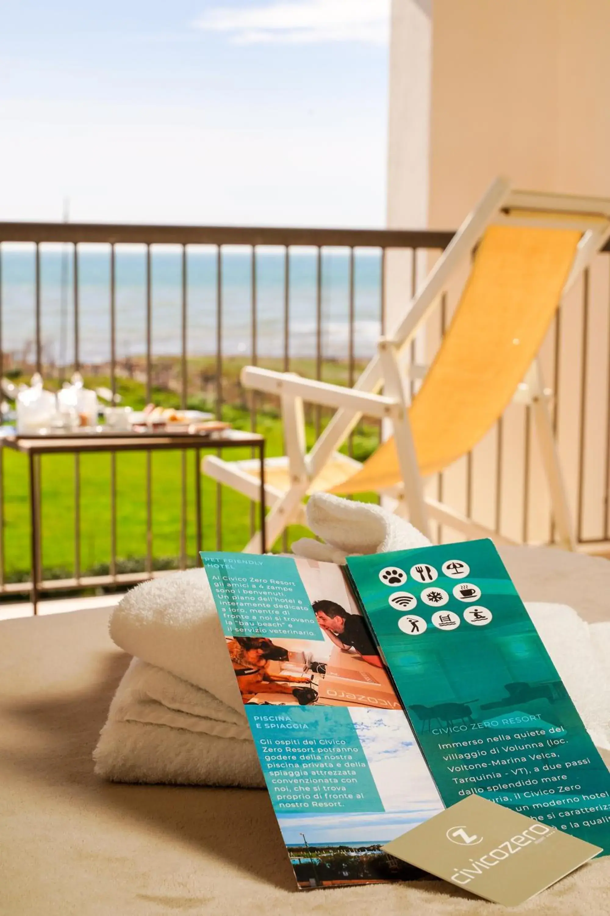 Superior Triple Room with Sea View in Smy Civico Zero Superior Triple Room with Sea View in Smy Civico Zero